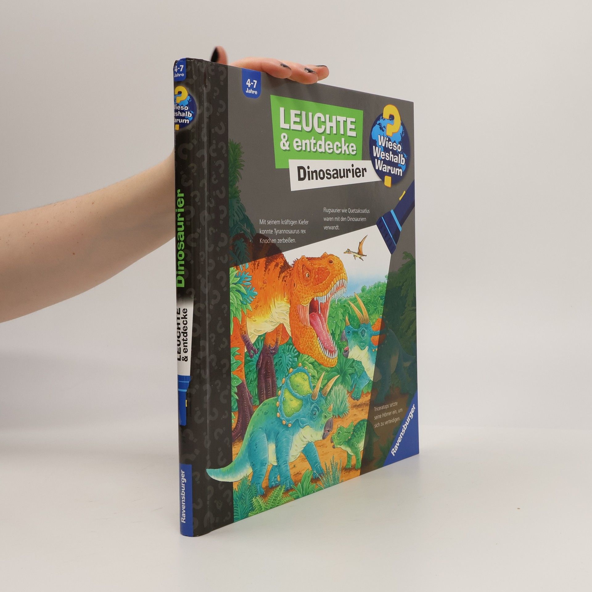 Susanne Gernhäuser Wieso? Weshalb? Warum? Leuchte und entdecke: Dinosaurier (Taschenlampen-Buch mit Folien und Klappen)