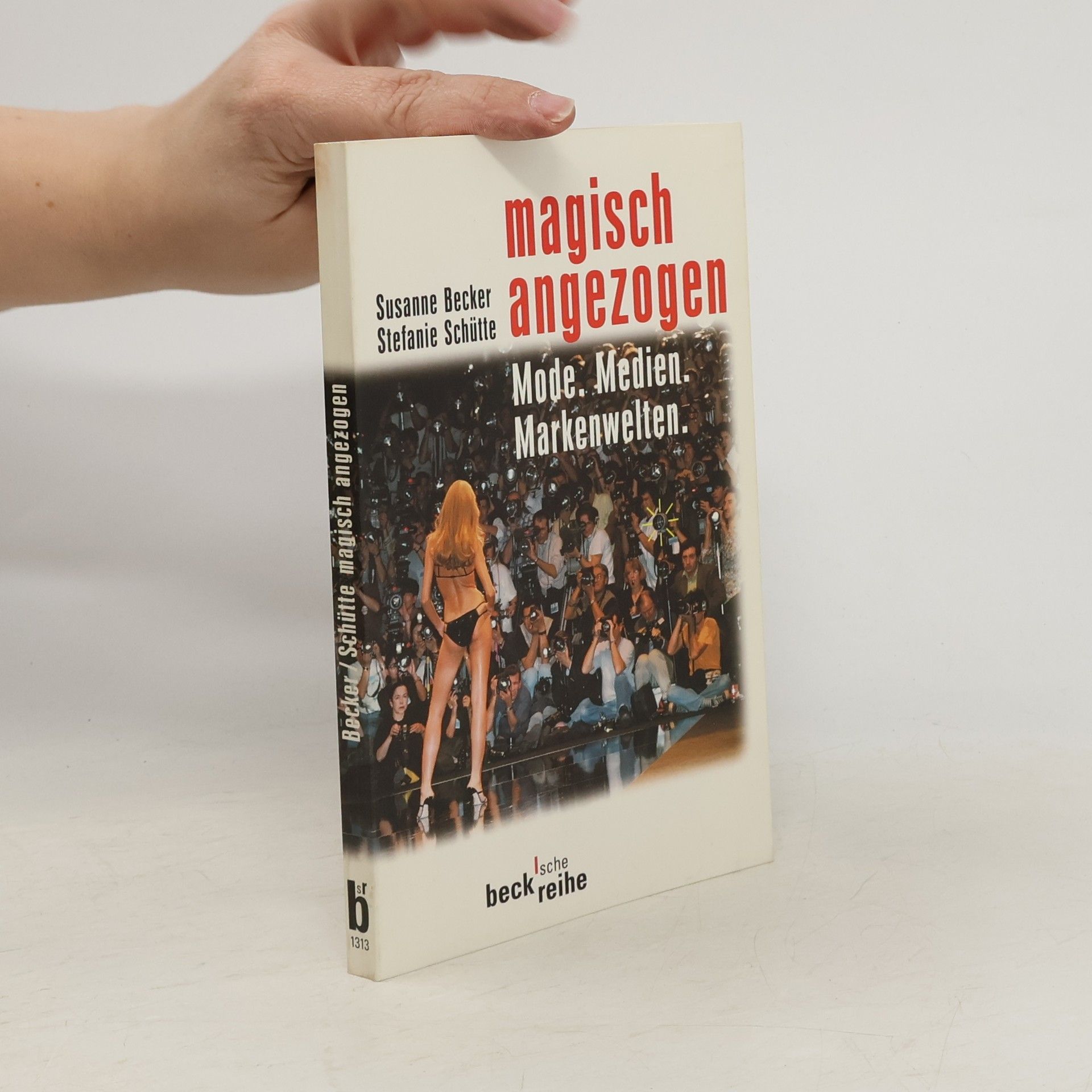 Susanne Becker Magisch angezogen