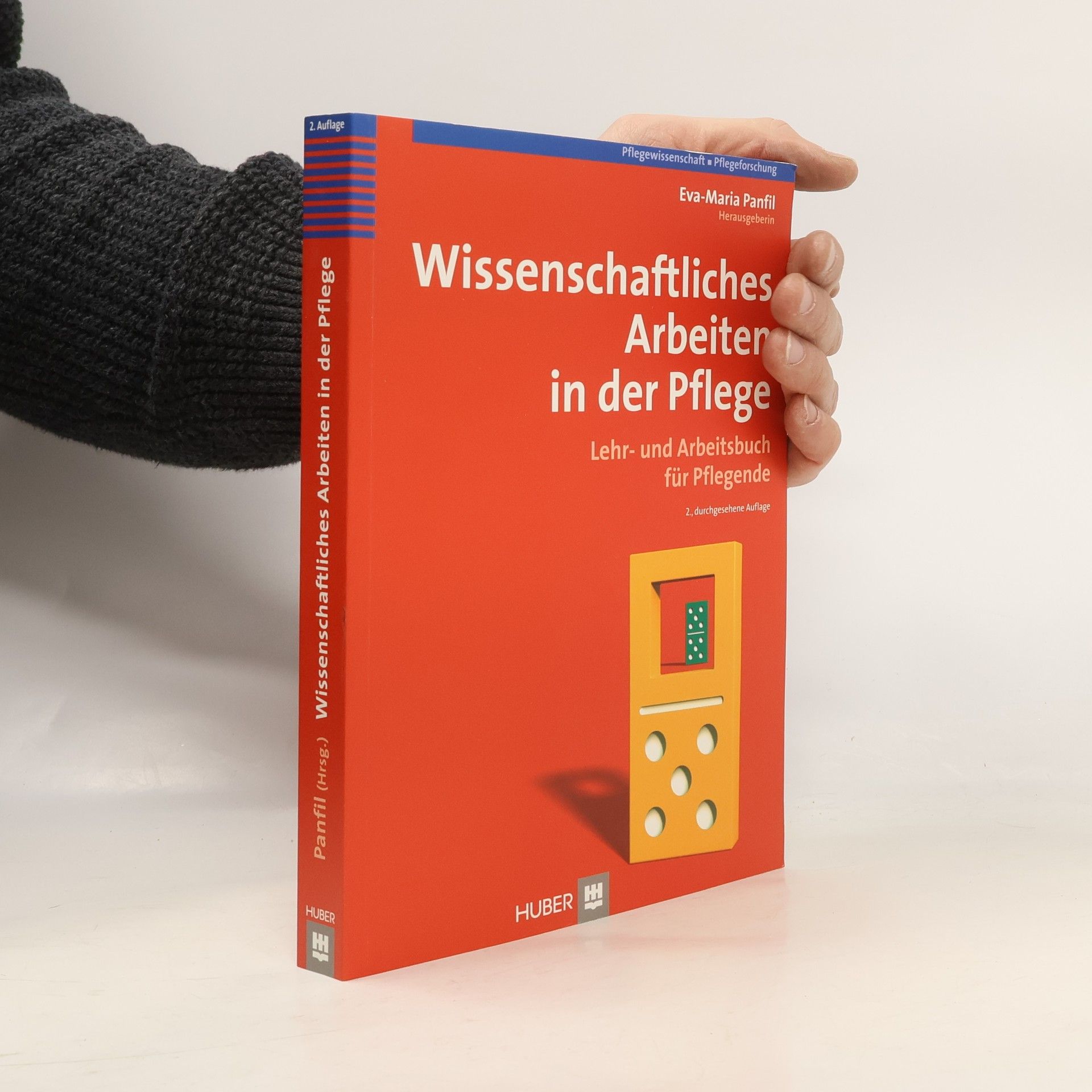 Eva-Maria Panfil Wissenschaftliches Arbeiten in der Pflege - 2., durchgesehene Auflage