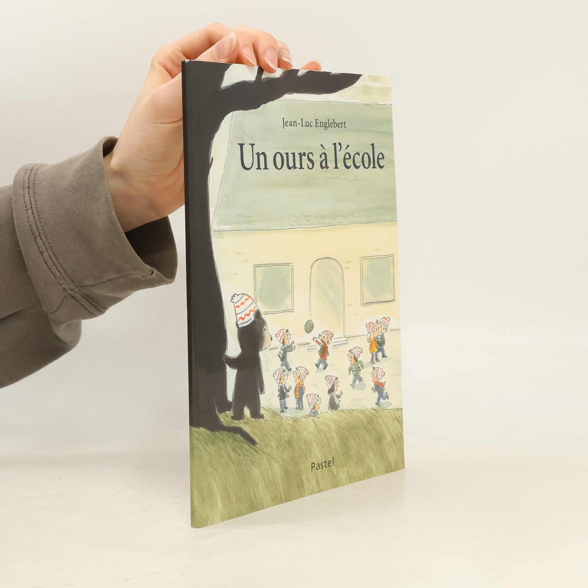 Jean-Luc Englebert Un ours à l'école