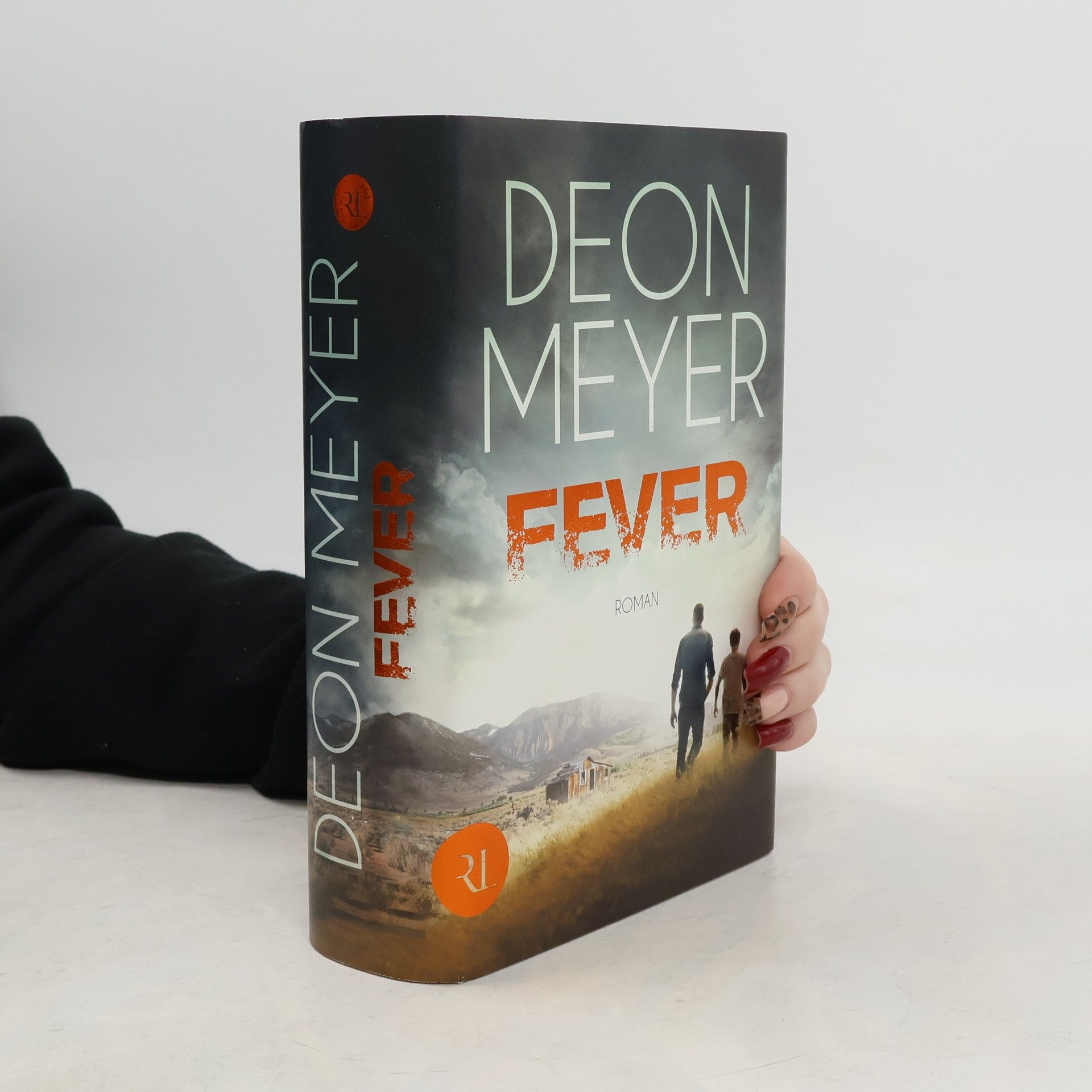Deon Meyer Fever