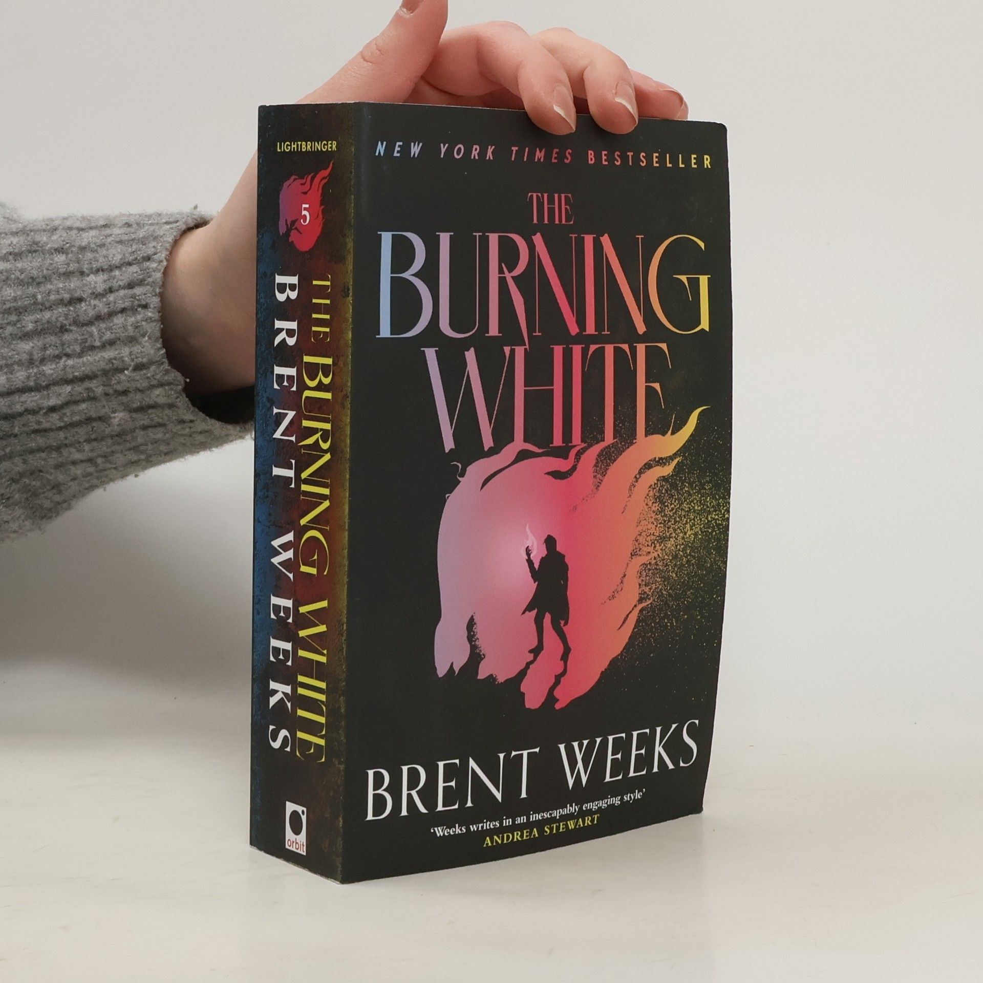 Brent Weeks The Burning White