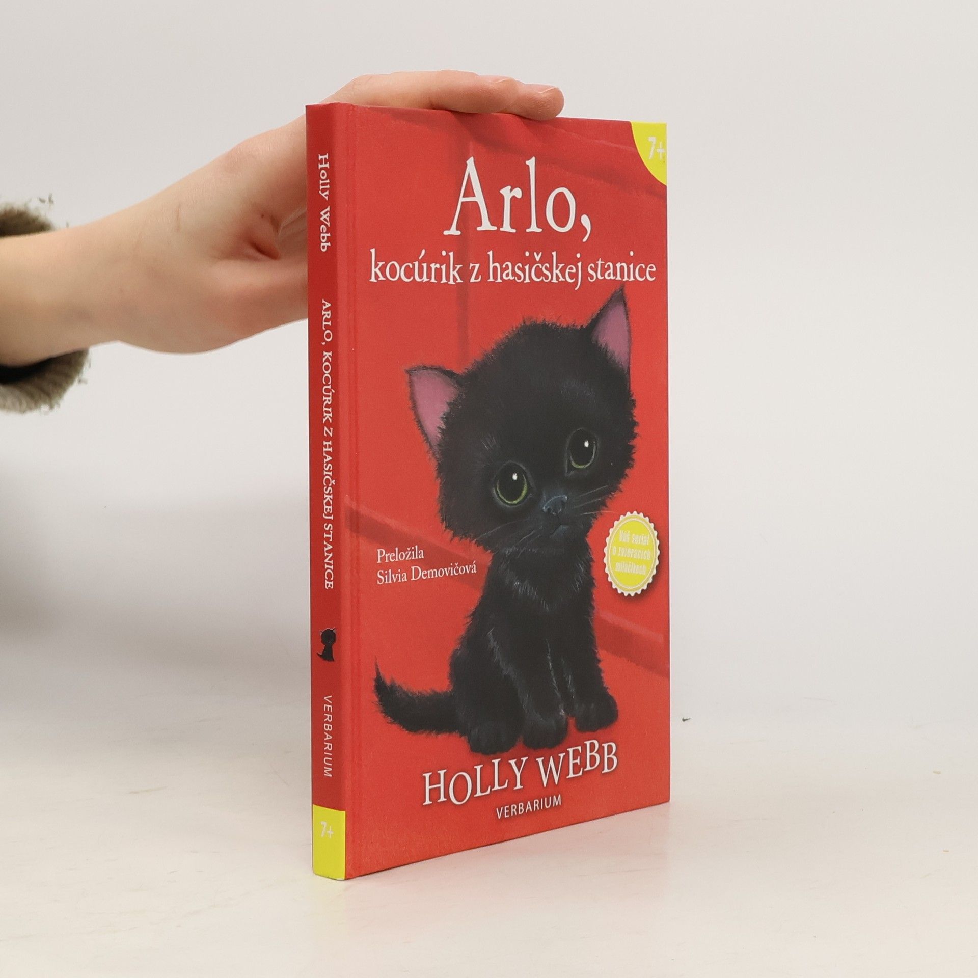 Arlo, kocúrik z hasičskej stanice