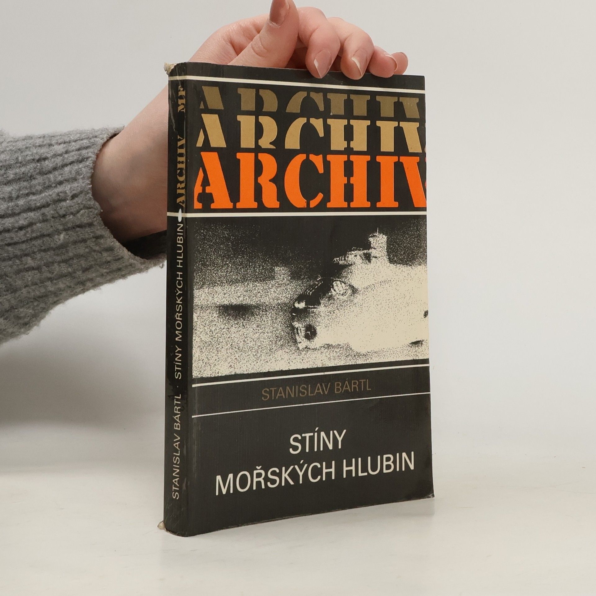 Stanislav Bártl Stíny mořských hlubin