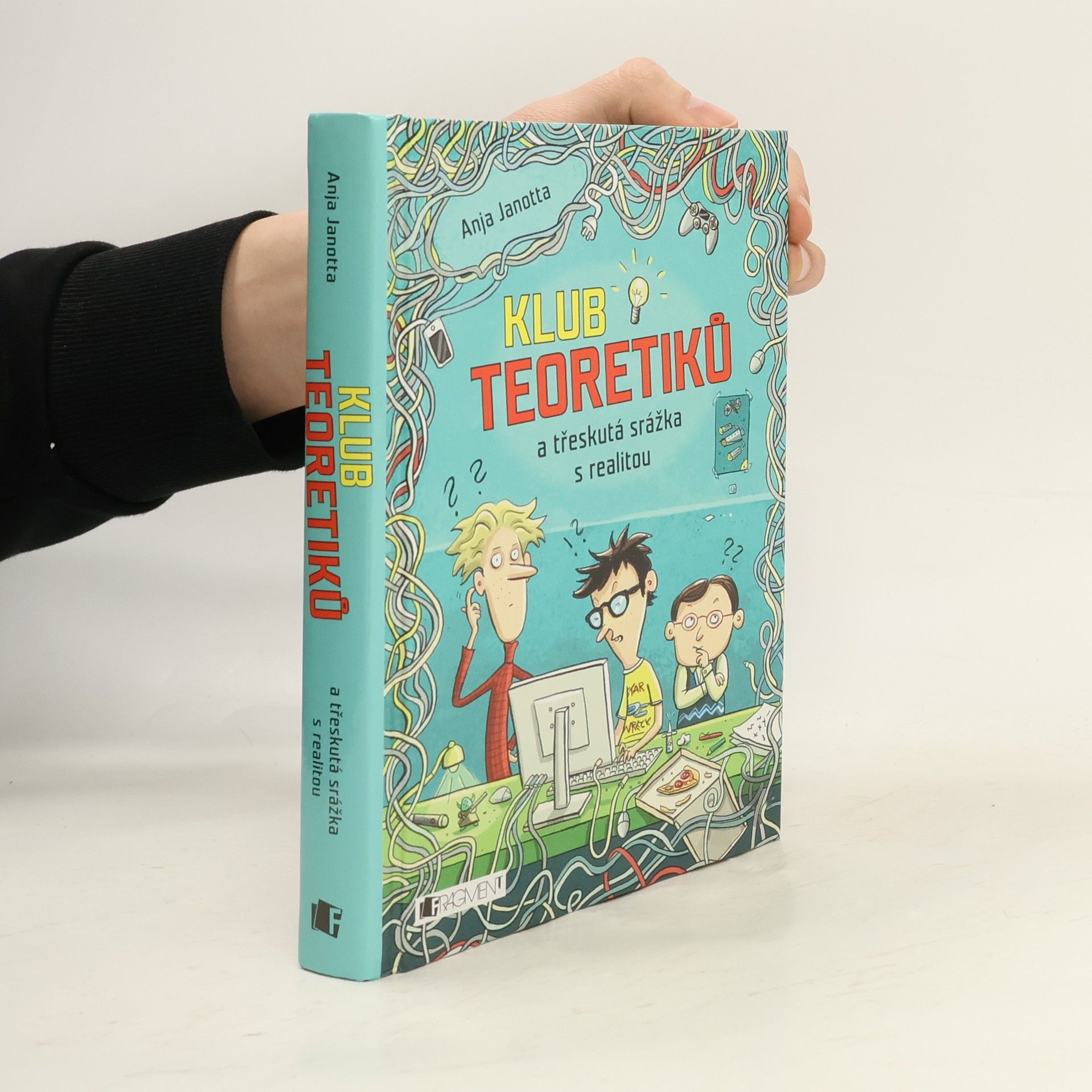 Anja Janotta Klub Teoretiků a třeskutá srážka s realitou