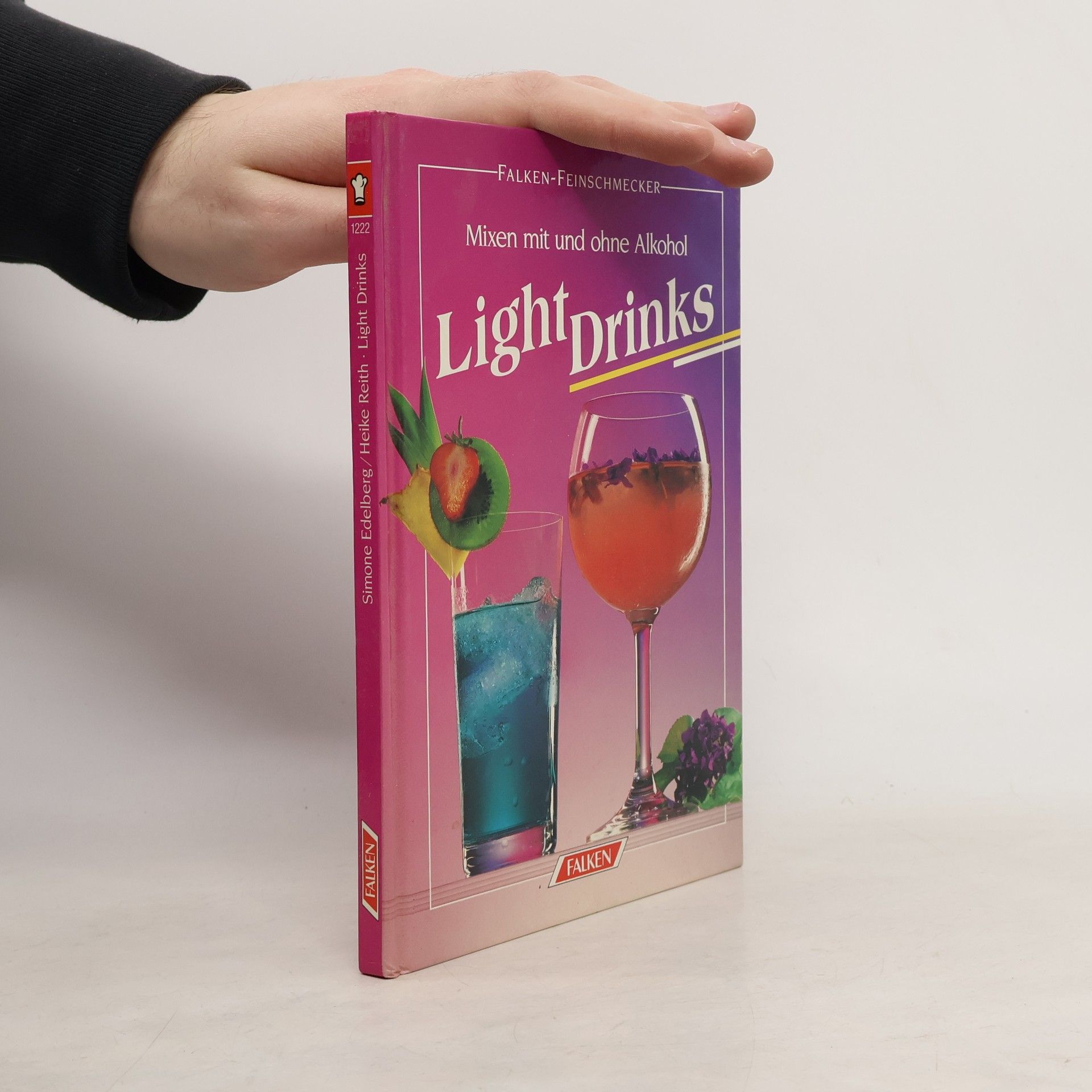 Simone Edelberg Light Drinks