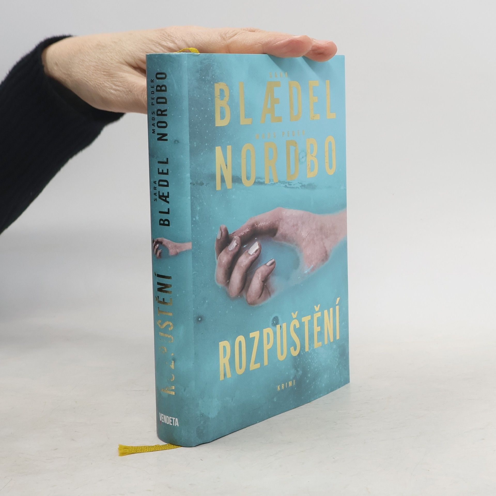 Sara Blædel Rozpuštění