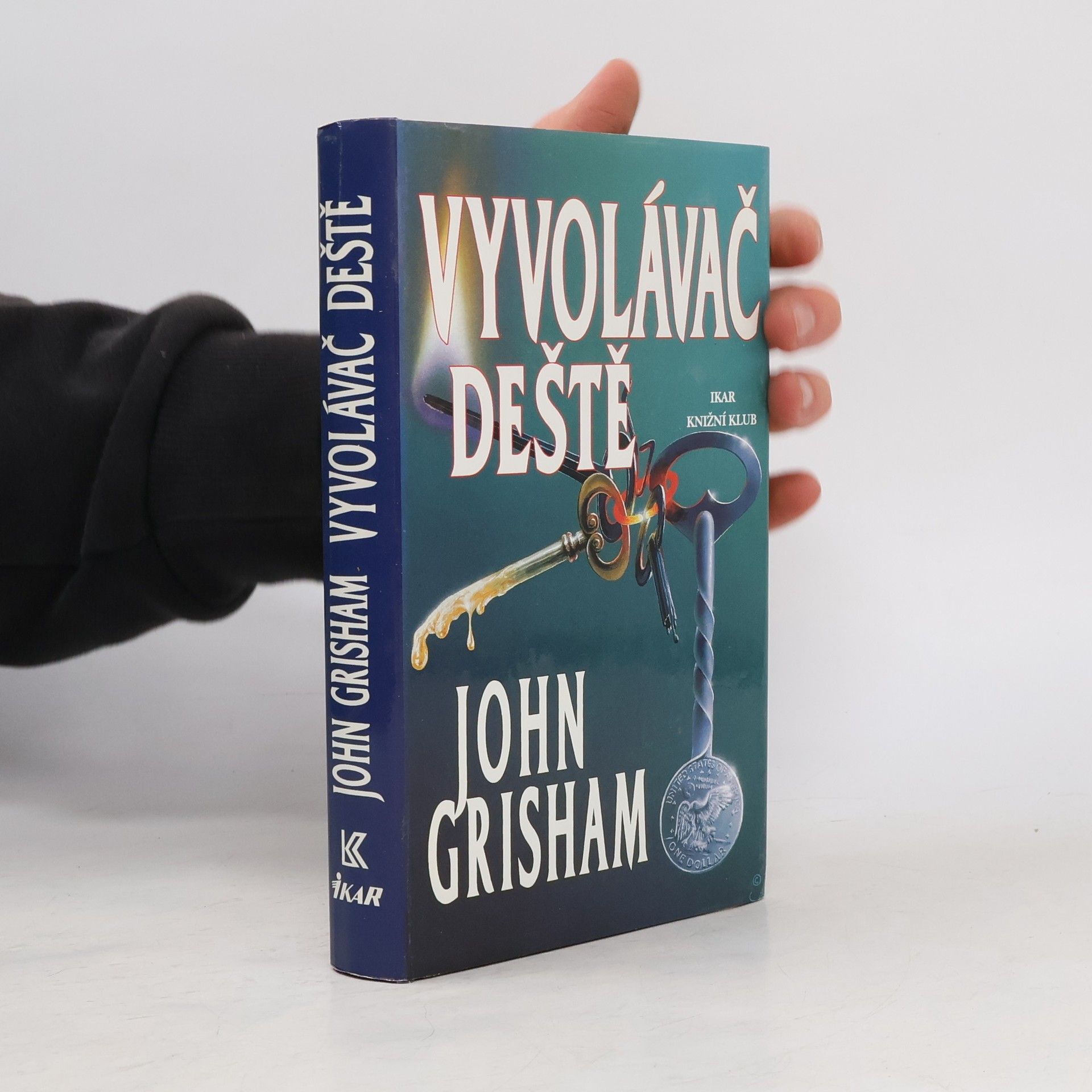 John Grisham Vyvolávač deště