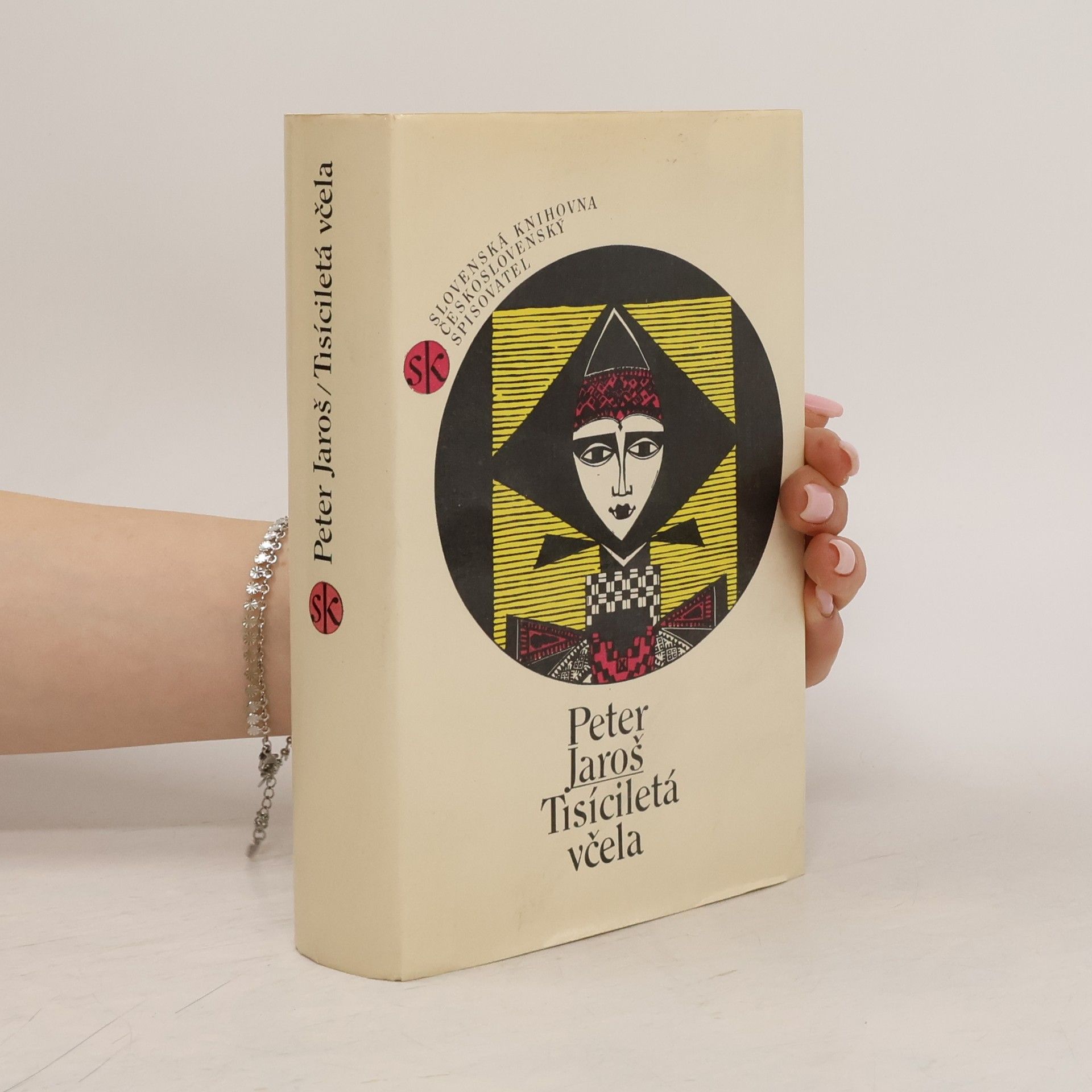 Emil Charous Tisíciletá včela