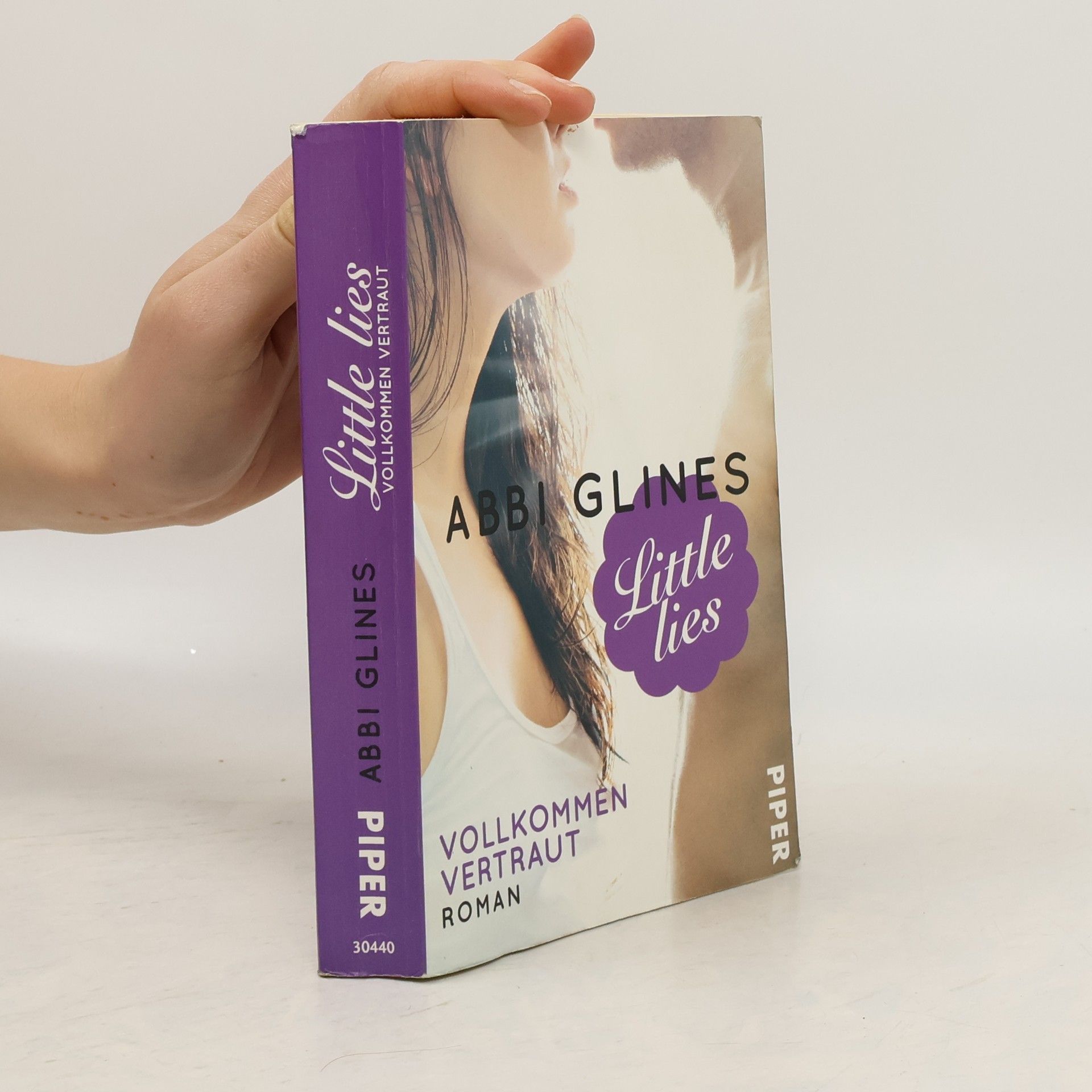 Abbi Glines Little lies - vollkommen vertraut
