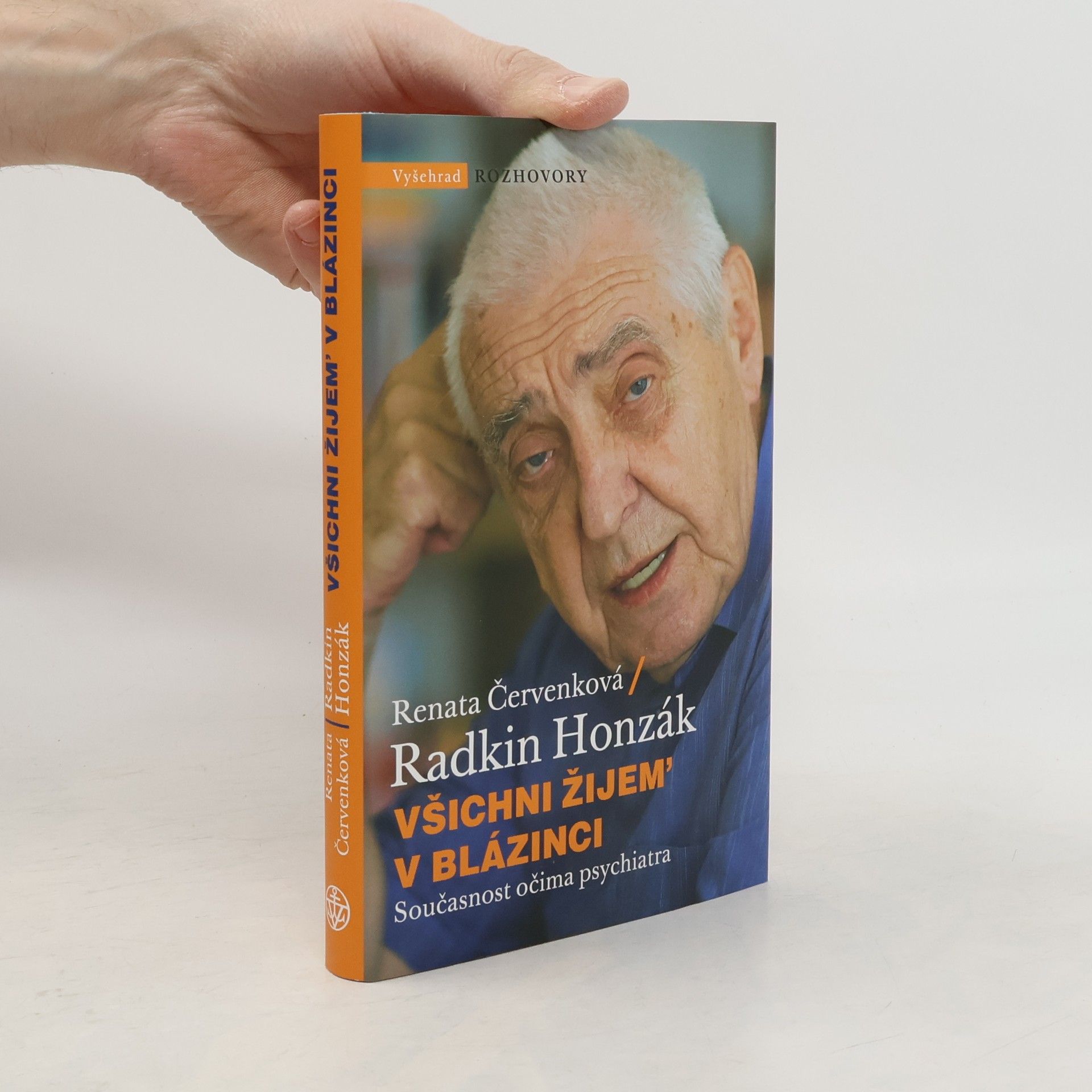 Renata Červenková Všichni žijem' v blázinci