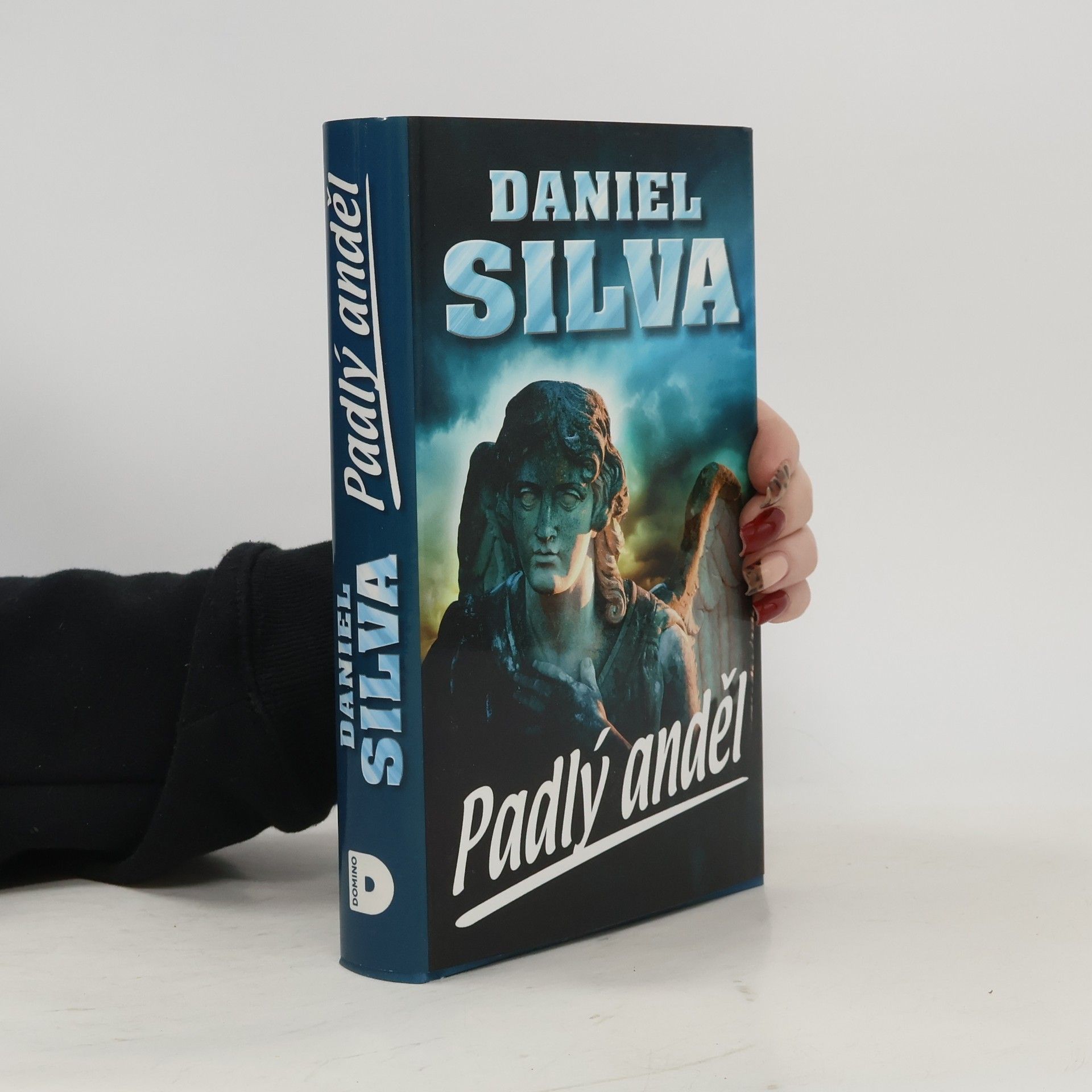 Daniel Silva Padlý anděl
