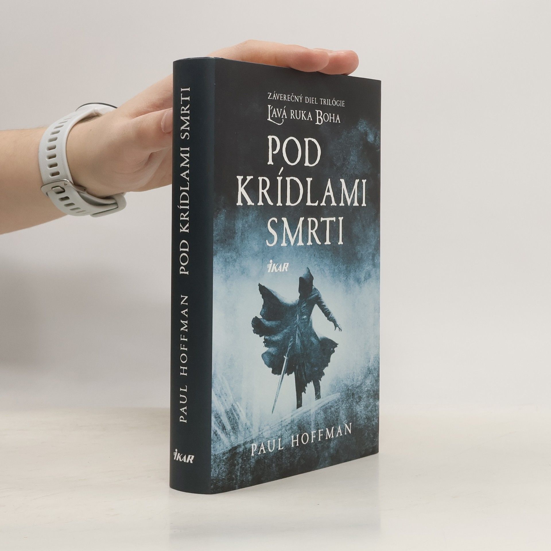 Paul Hoffman Pod krídlami smrti