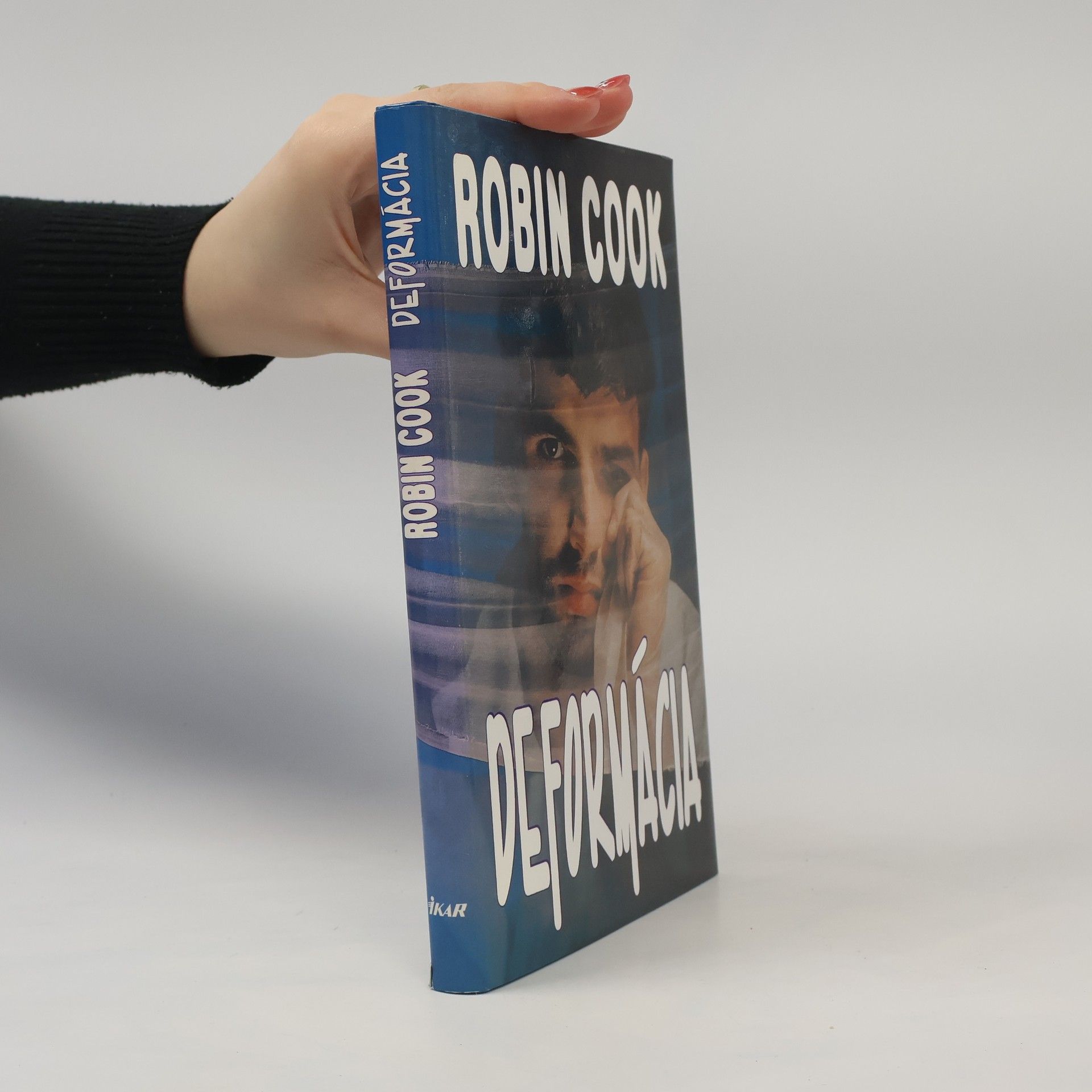 Robin Cook Deformácia