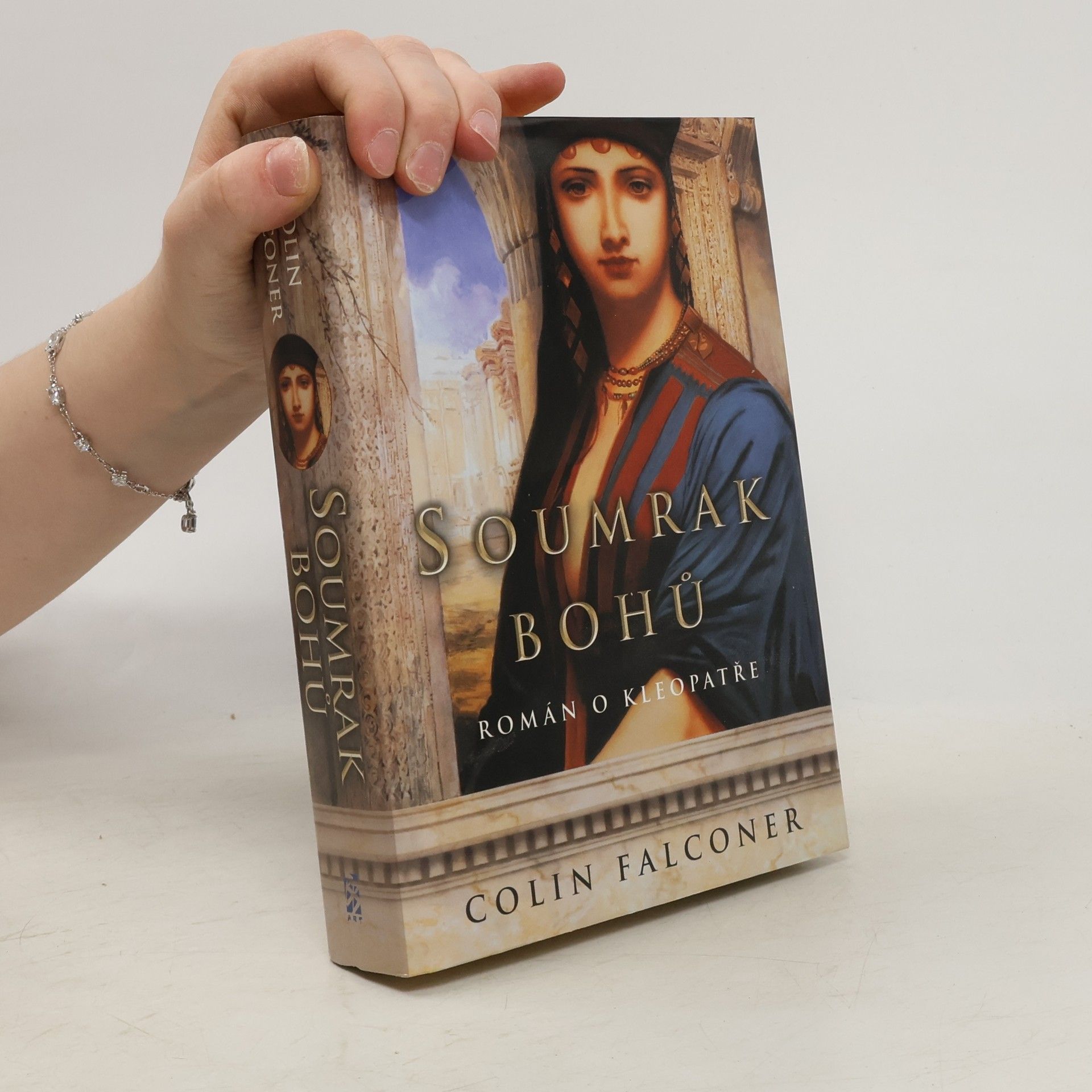 Soumrak bohů – román o Kleopatře