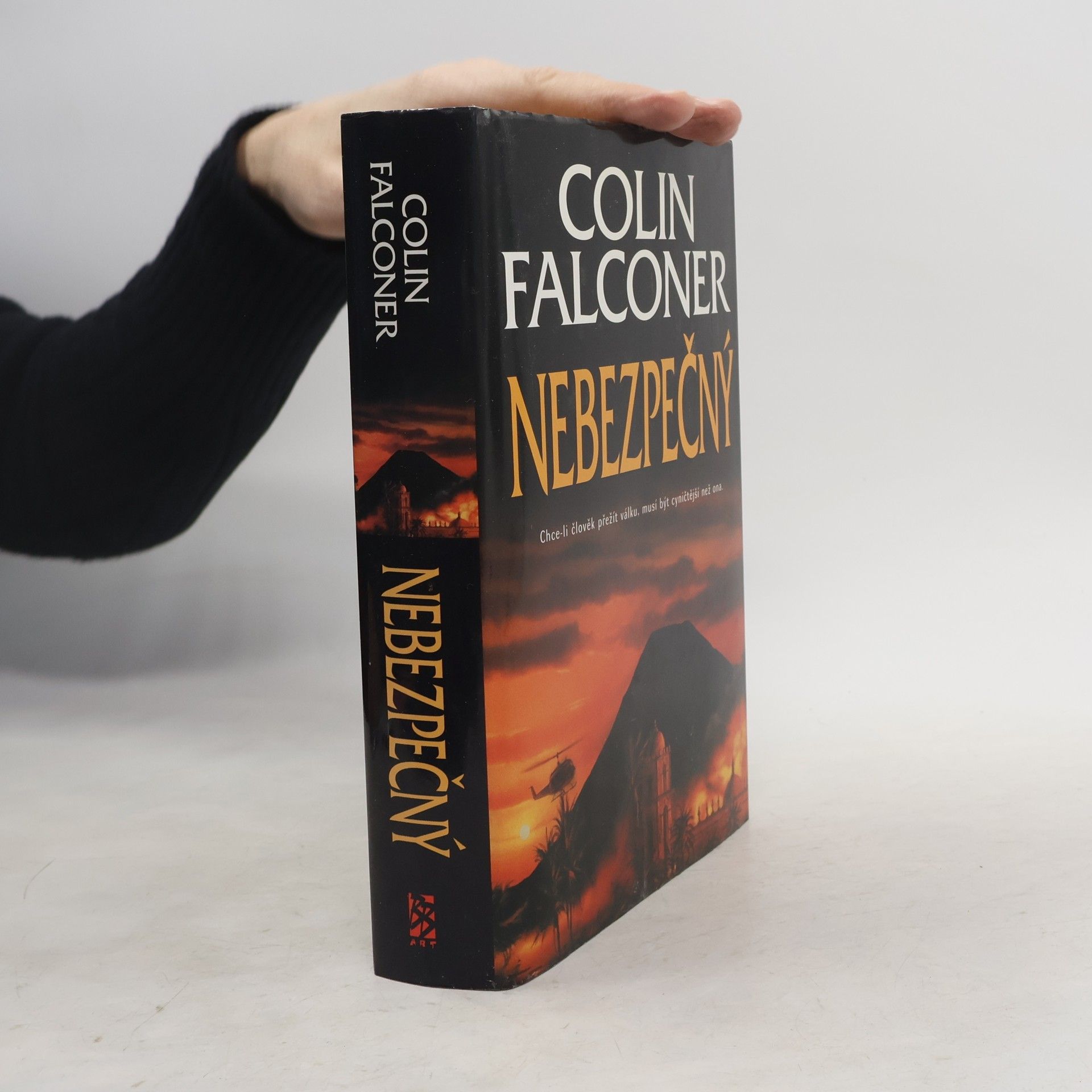 Colin Falconer Nebezpečný