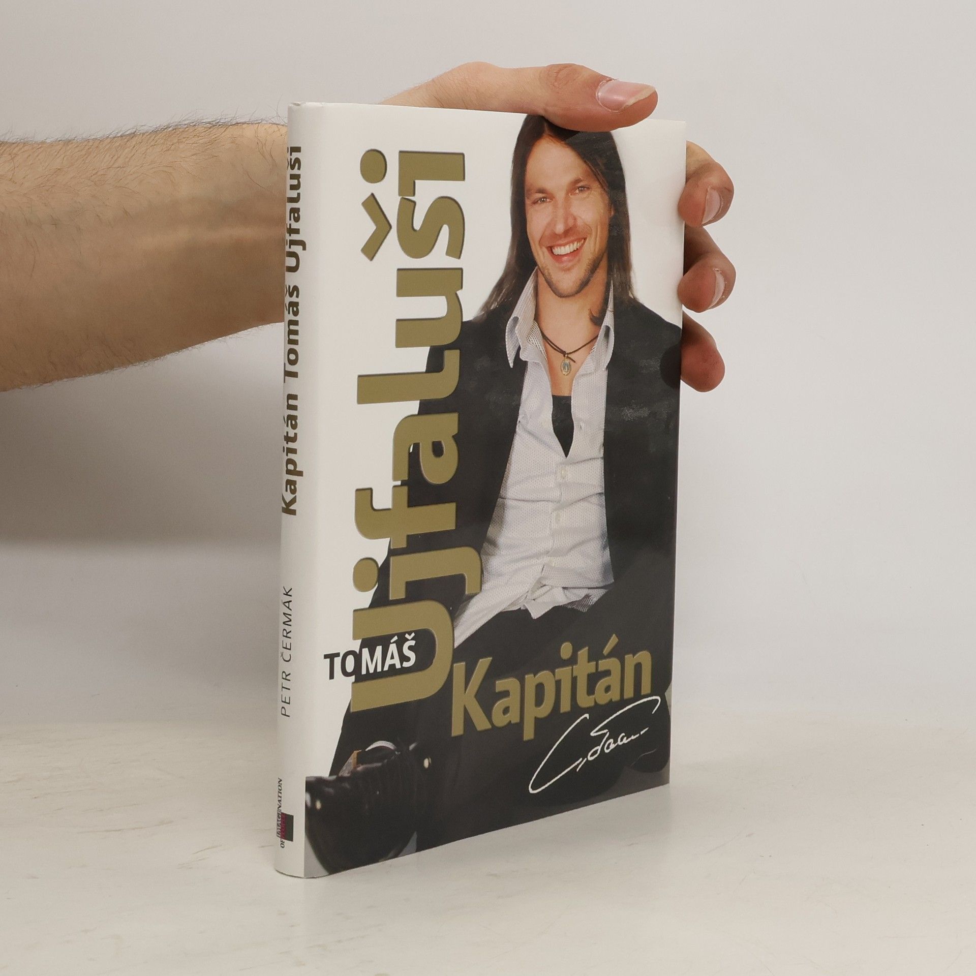 Petr Čermák Kapitán Tomáš Ujfaluši