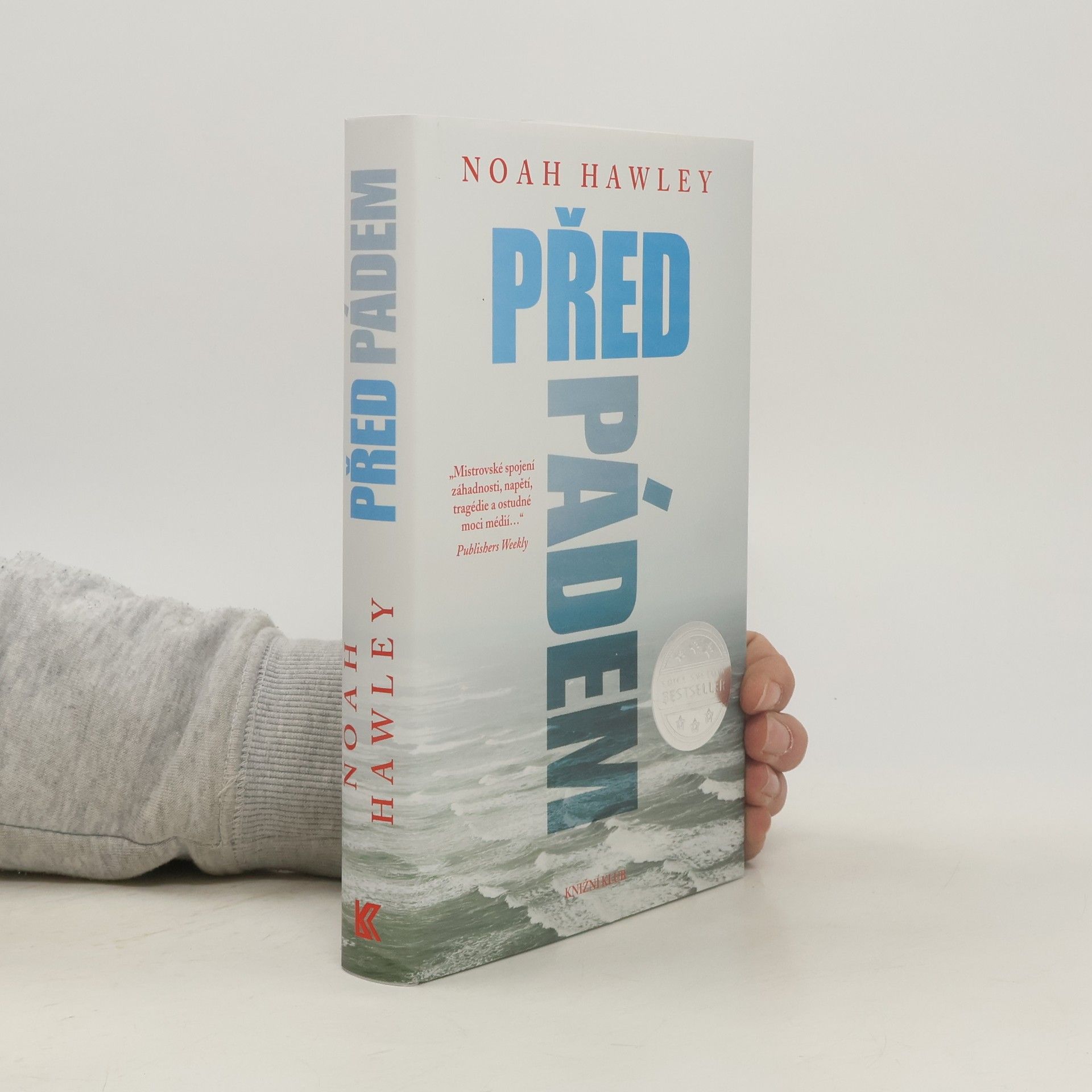 Noah Hawley Před pádem