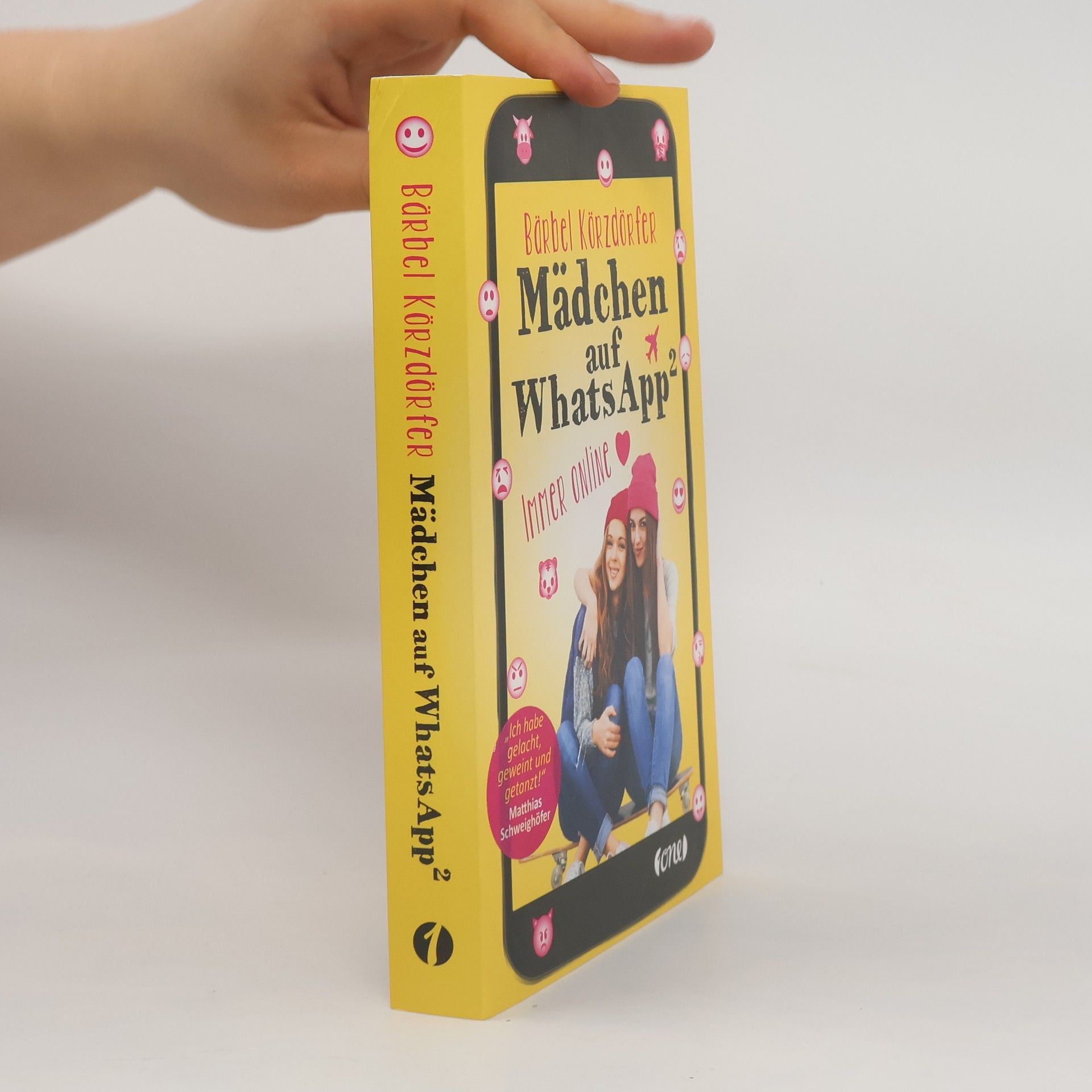 Mädchen auf WhatsApp2 Immer online