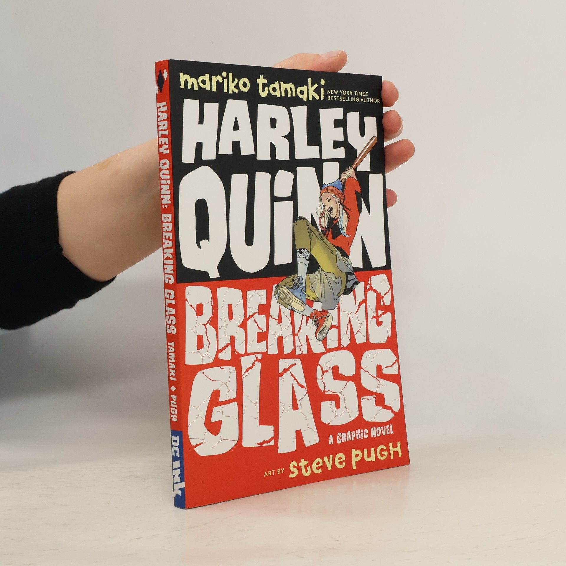 Mariko Tamaki Harley Quinn : Breaking Glass