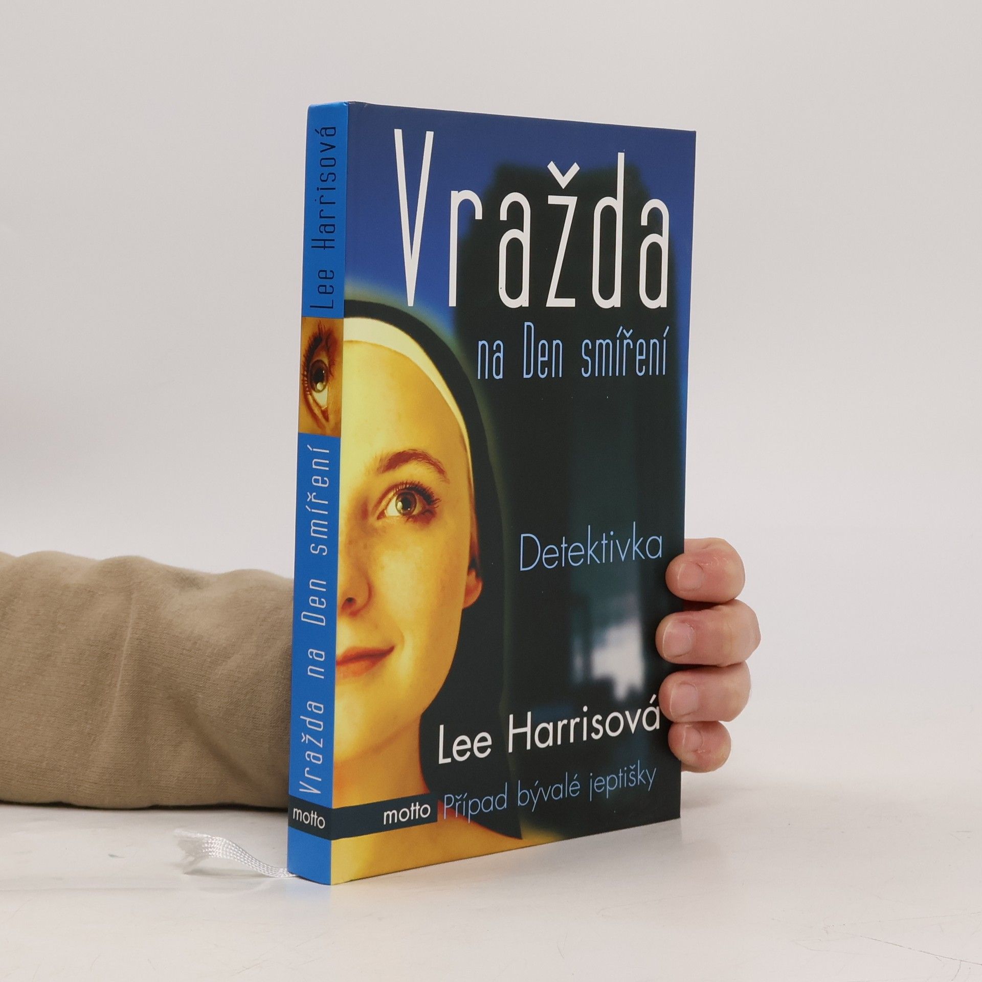 Lee Harris Vražda na Den smíření