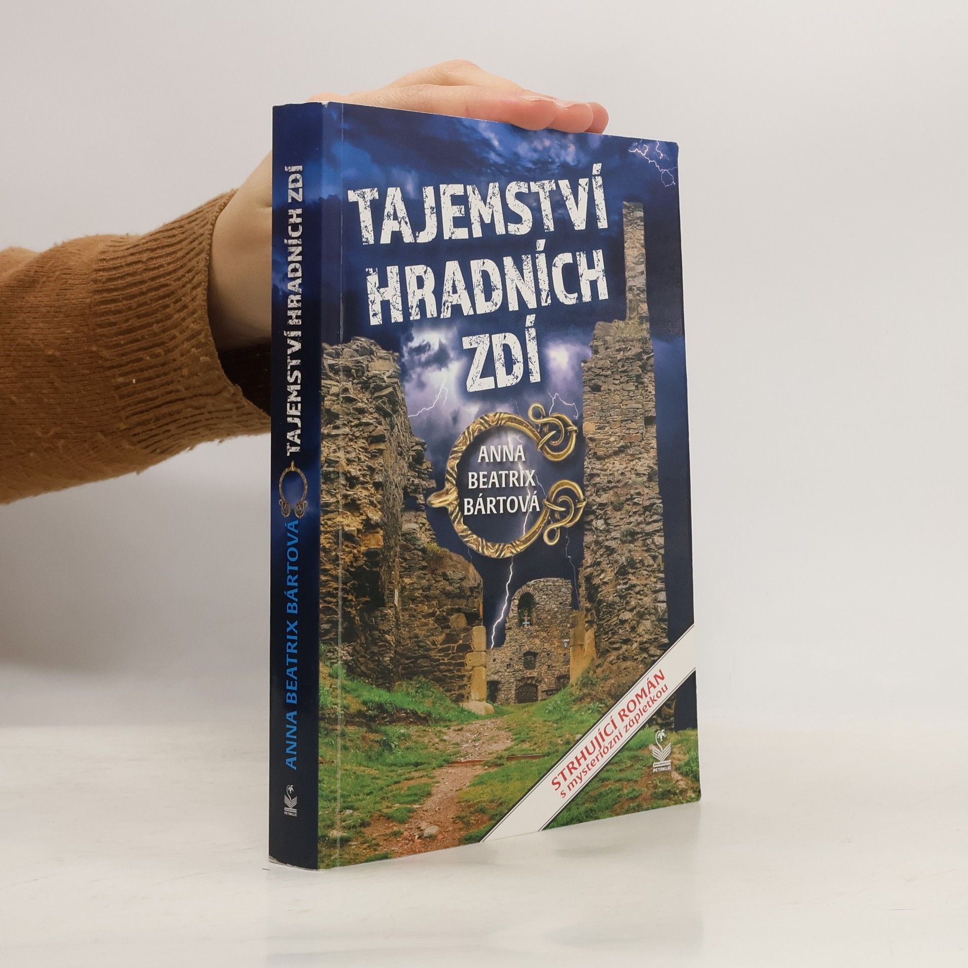 Anna Beatrix Bártová Tajemství hradních zdí