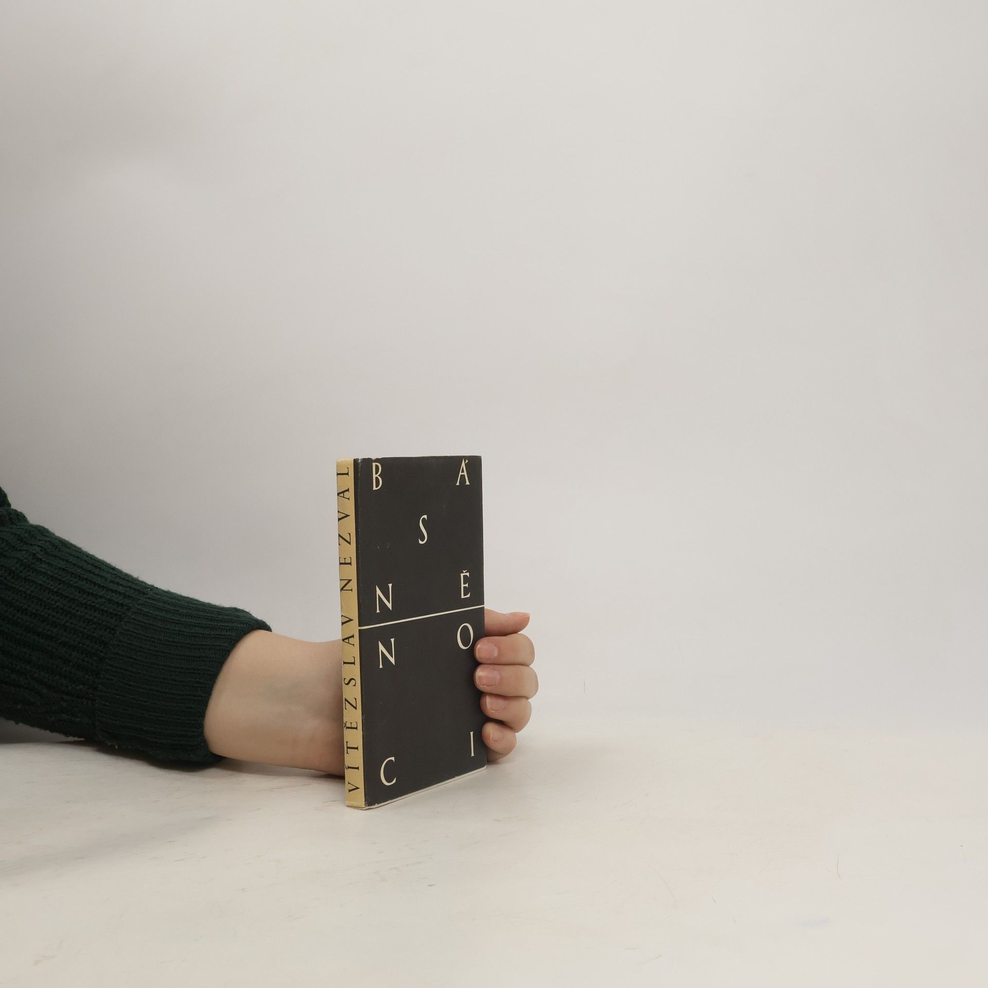 Vítězslav Nezval Básně noci