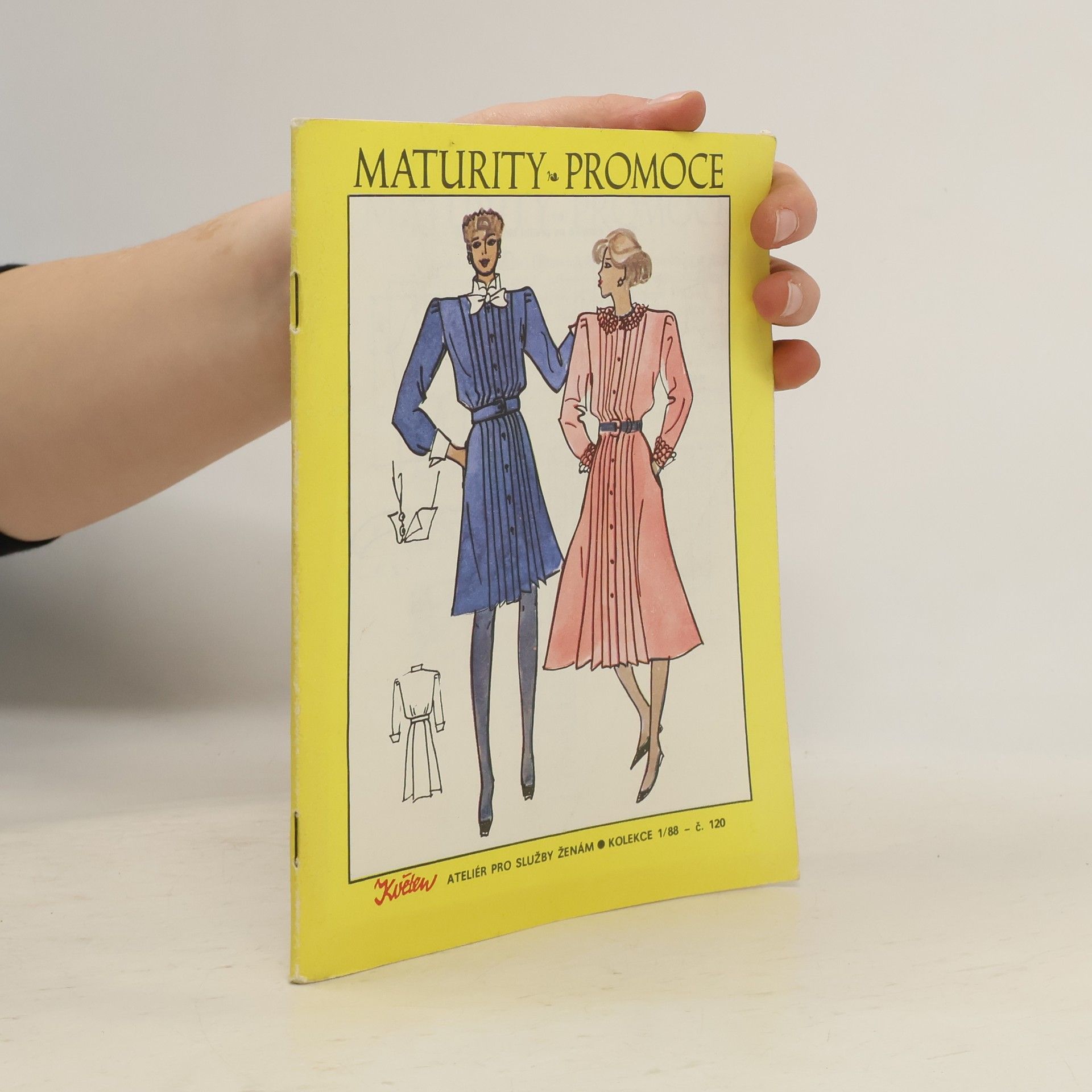 Collectif d'auteurs Květen. Ateliér pro služby ženám 120. Maturity, promoce