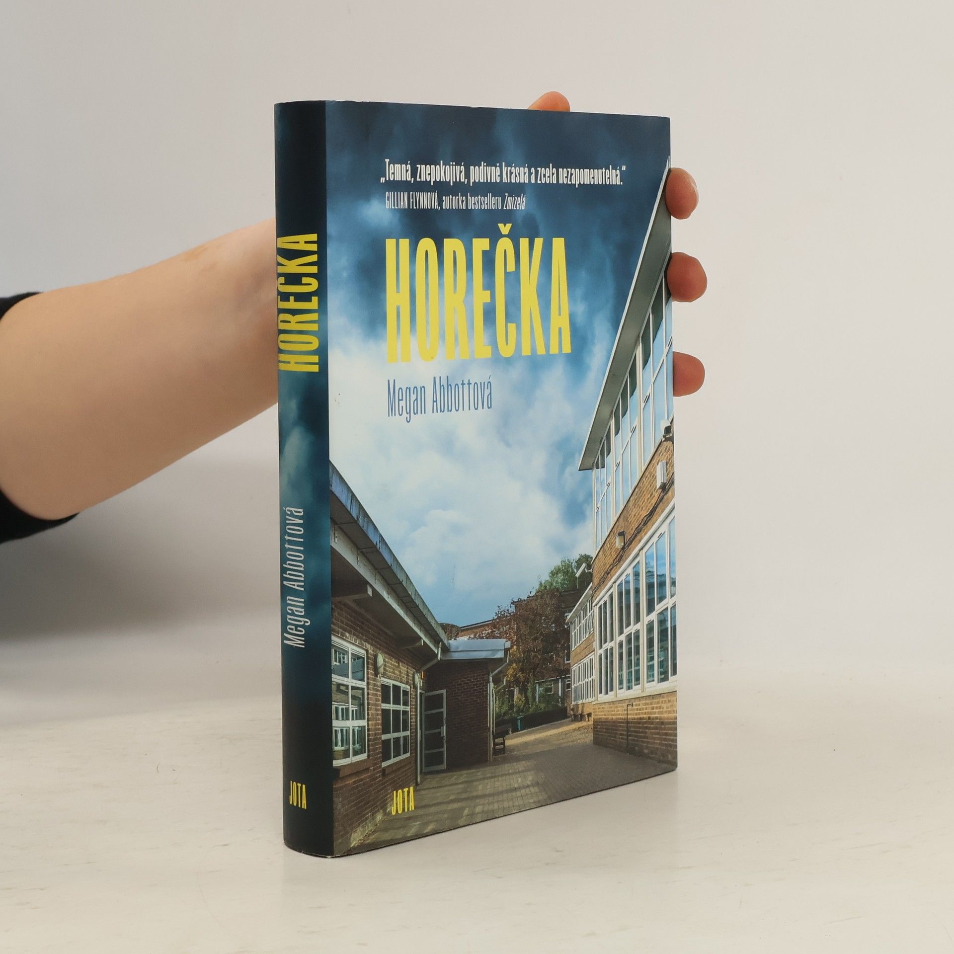 Megan Abbott Horečka
