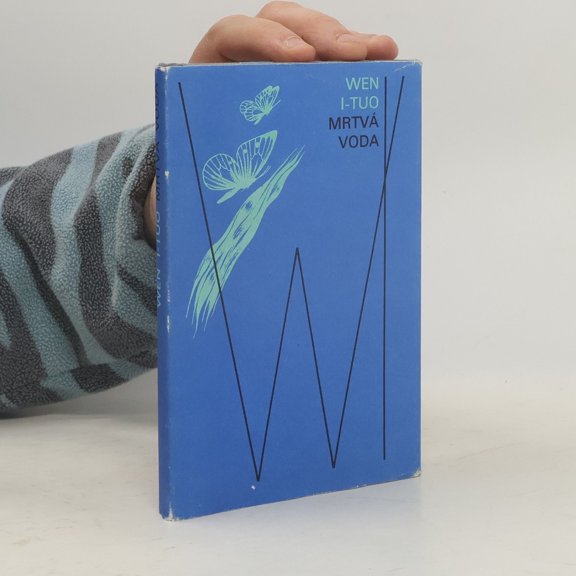 Yiduo Wen Mrtvá voda