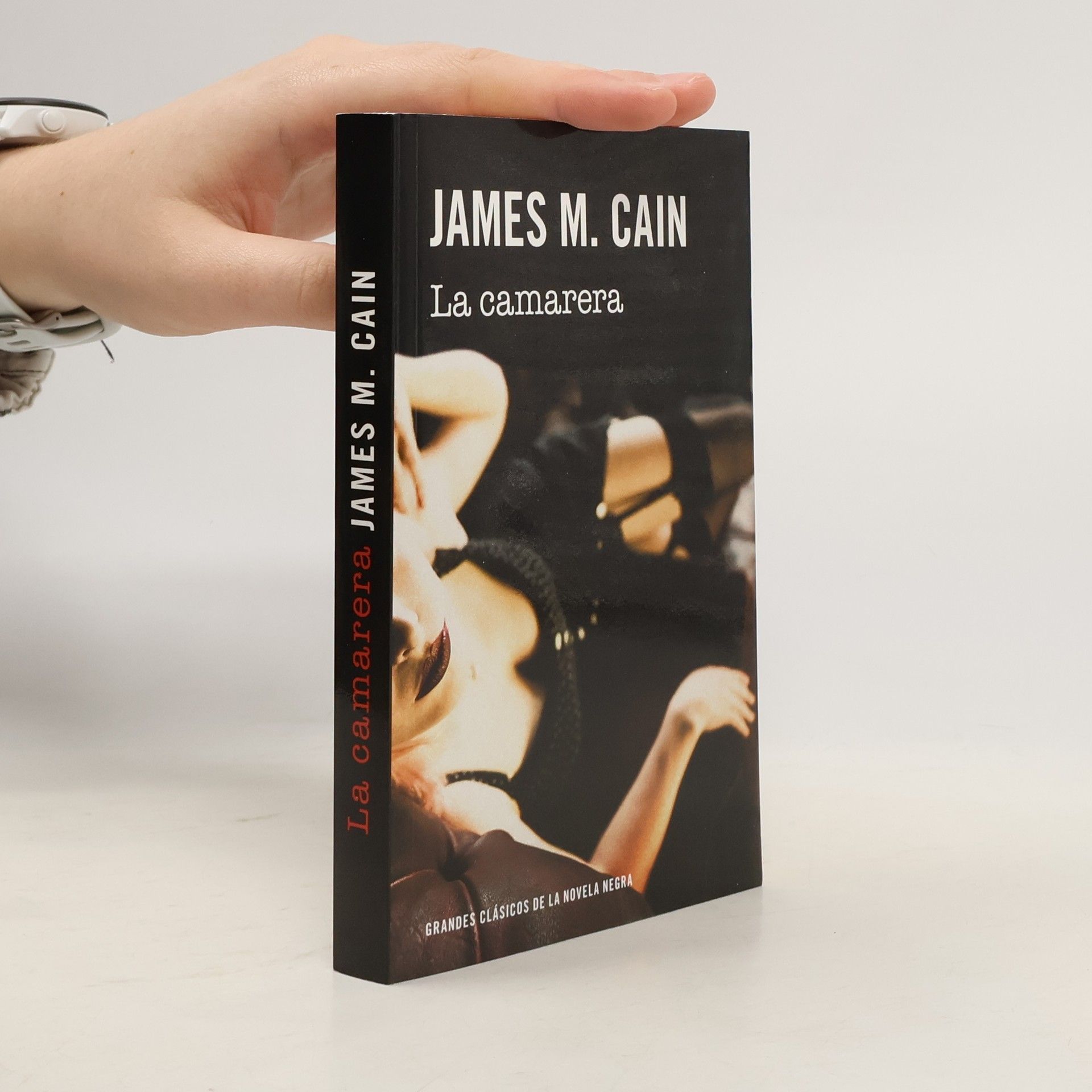 James M. Cain La camarera