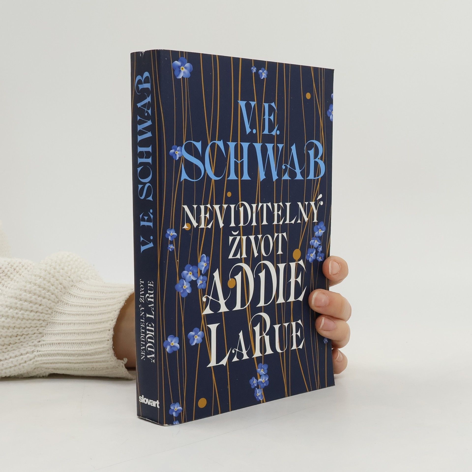 Victoria Schwabová Neviditelný život Addie LaRue