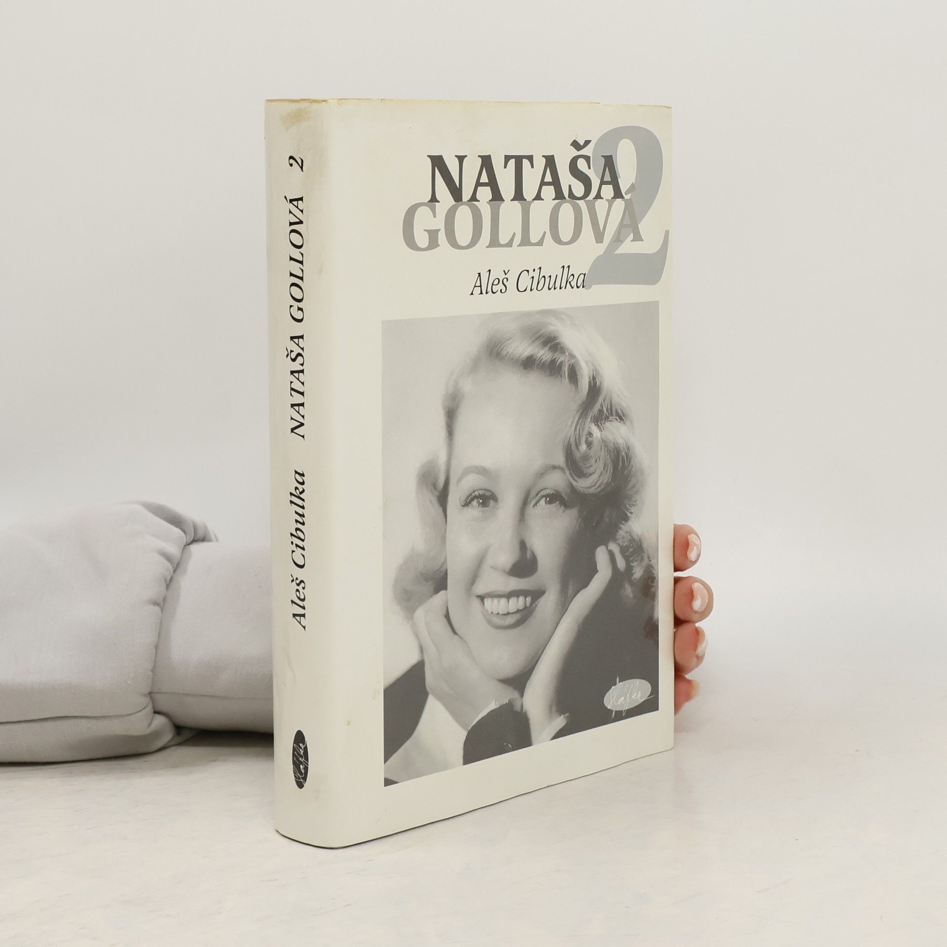 Aleš Cibulka Nataša Gollová 2 : černobílé vzpomínání