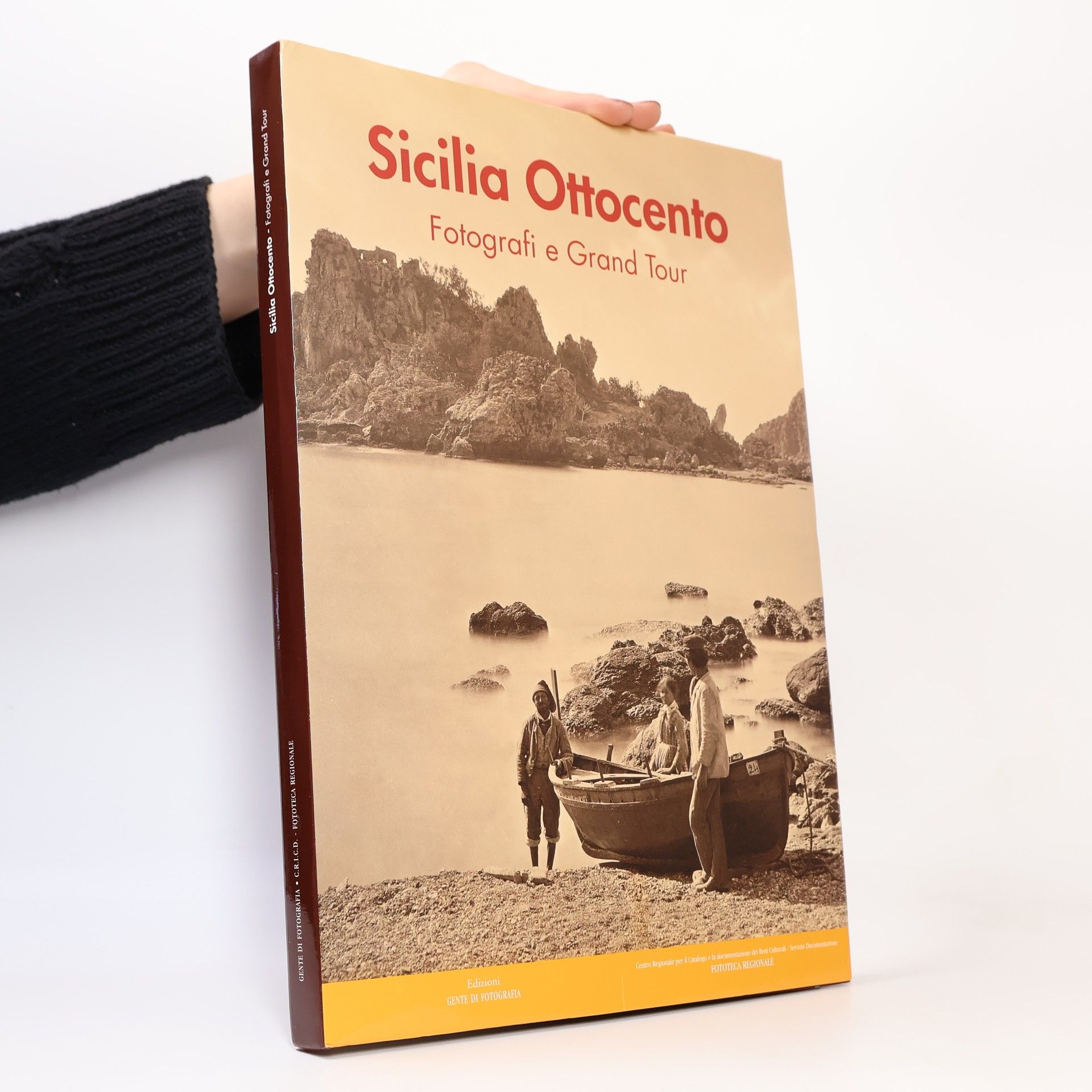 Vincenzo Mirisola Sicilia Ottocento. Fotografi e grand tour
