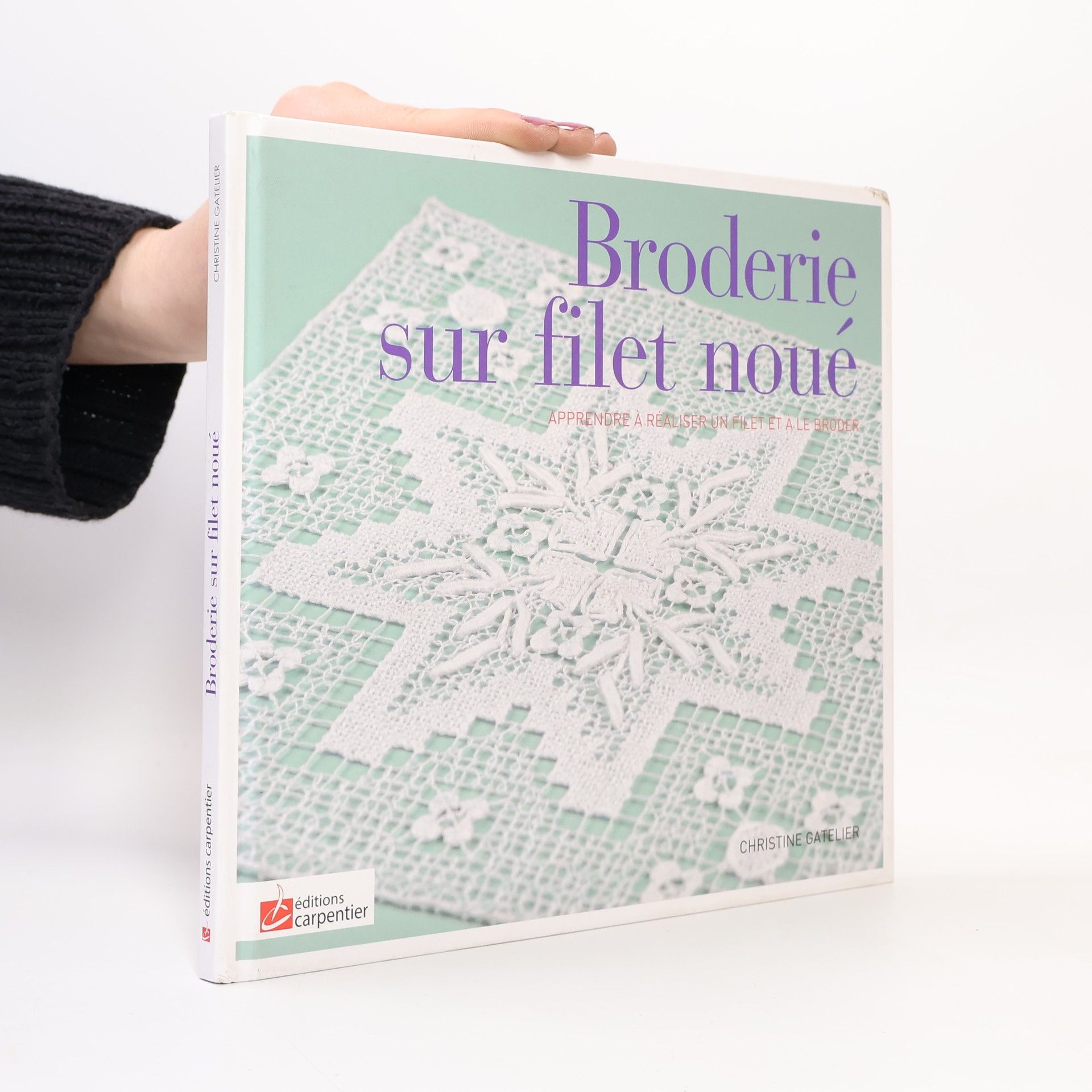 Christine Gatellier Broderie sur filet noué