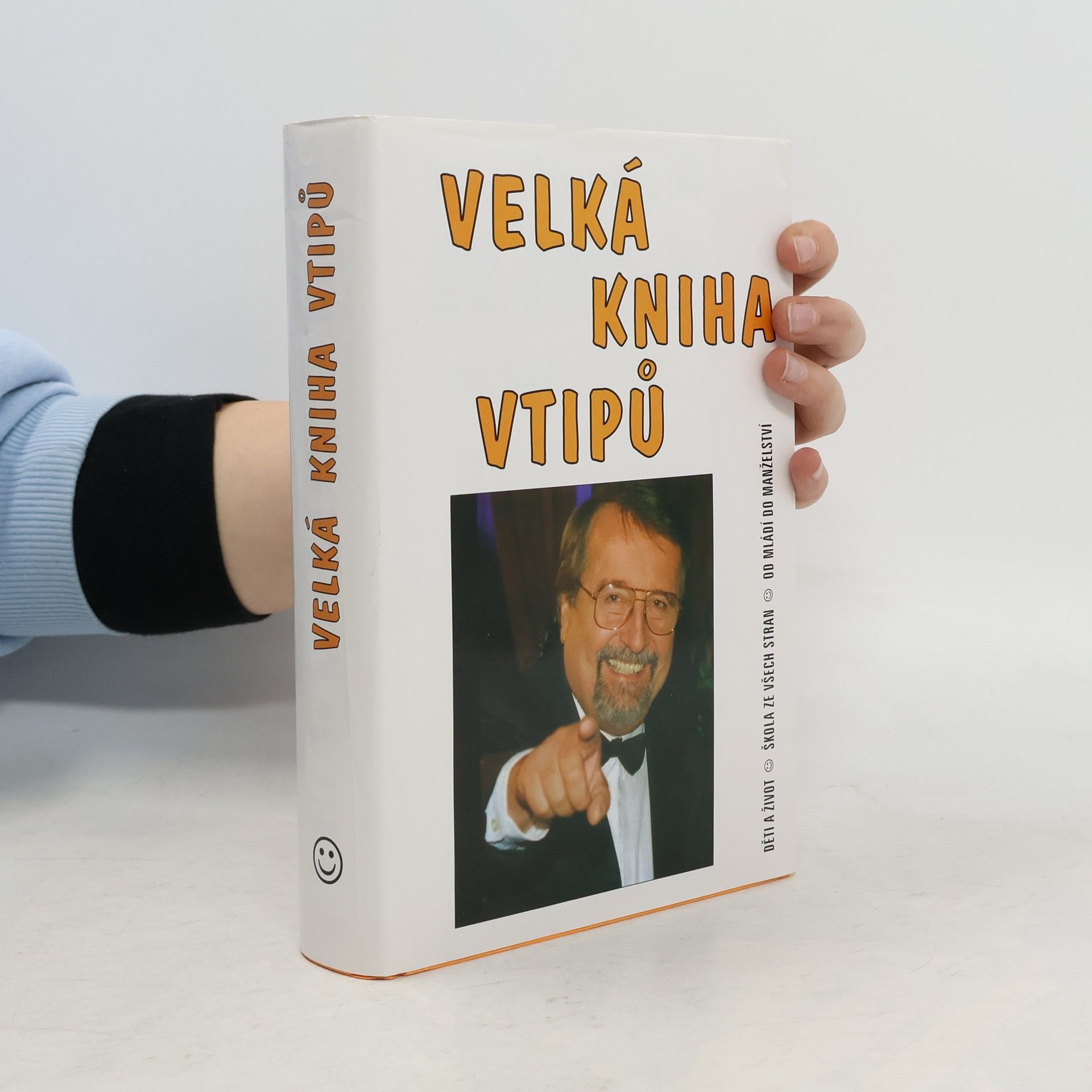 Hořínek Jiří Velká kniha vtipů - Děti a život / Škola ze všech stran / Od mládí do manželství