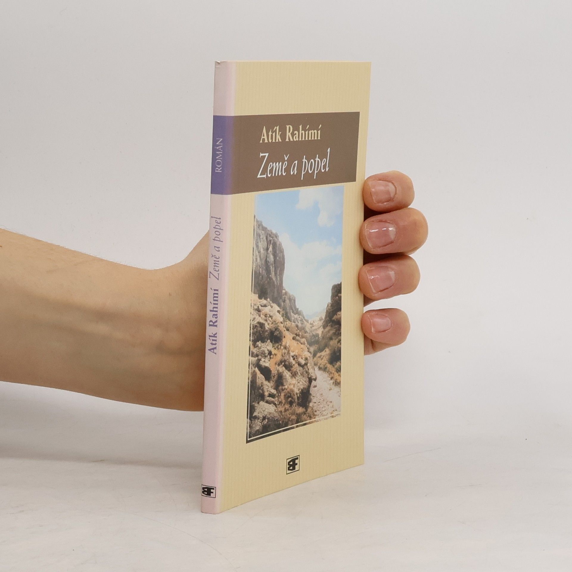 ʿAti q. Rah i. mi Země a popel