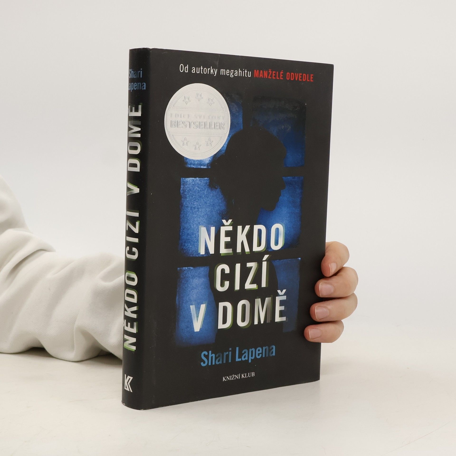 Shari Lapena Někdo cizí v domě