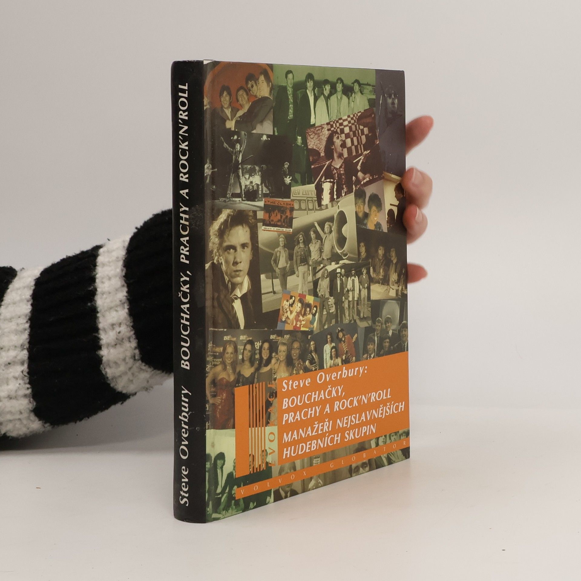 Steve Overbury Bouchačky, prachy a rock 'n' roll