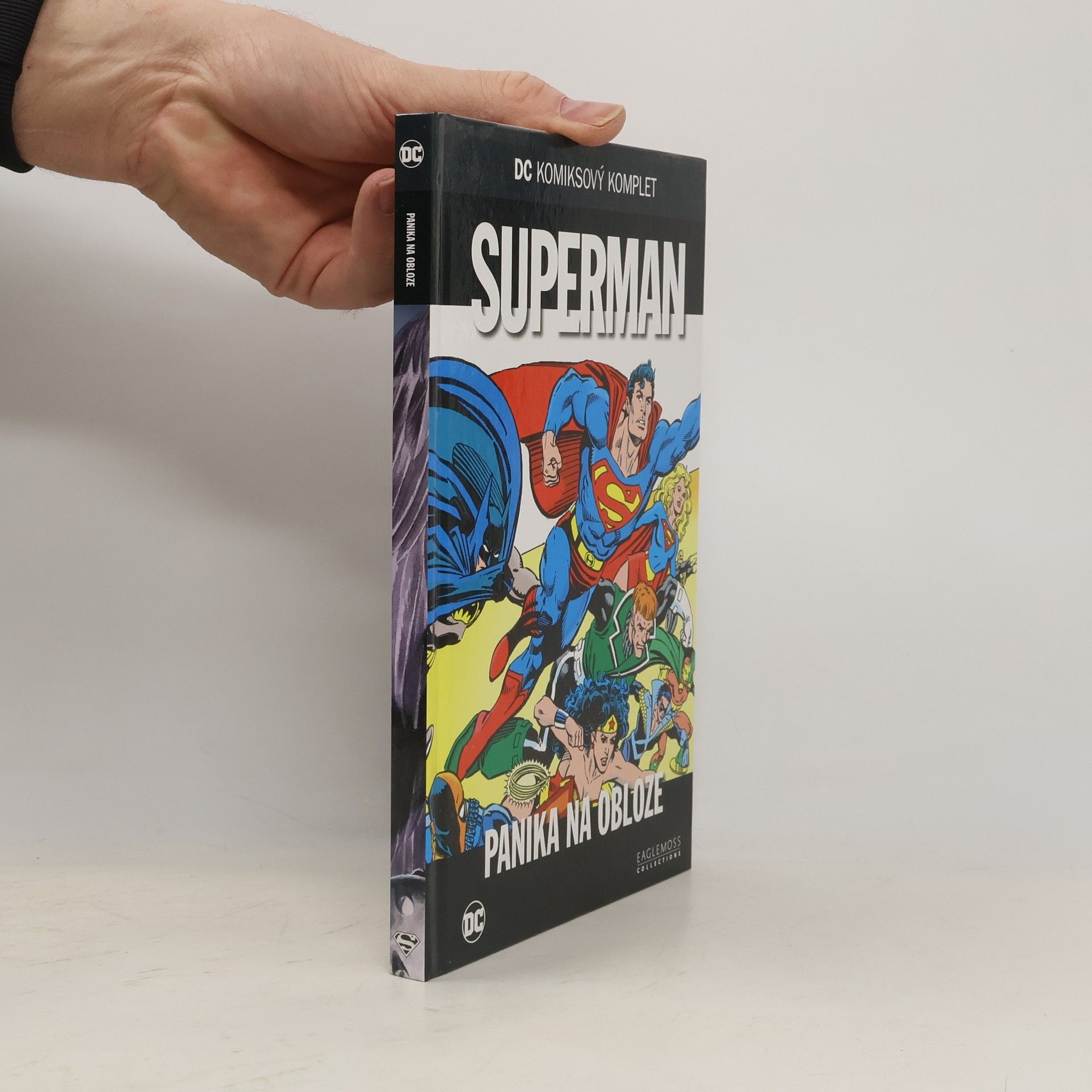 Various authors Superman. Svazek 85. Panika na obloze