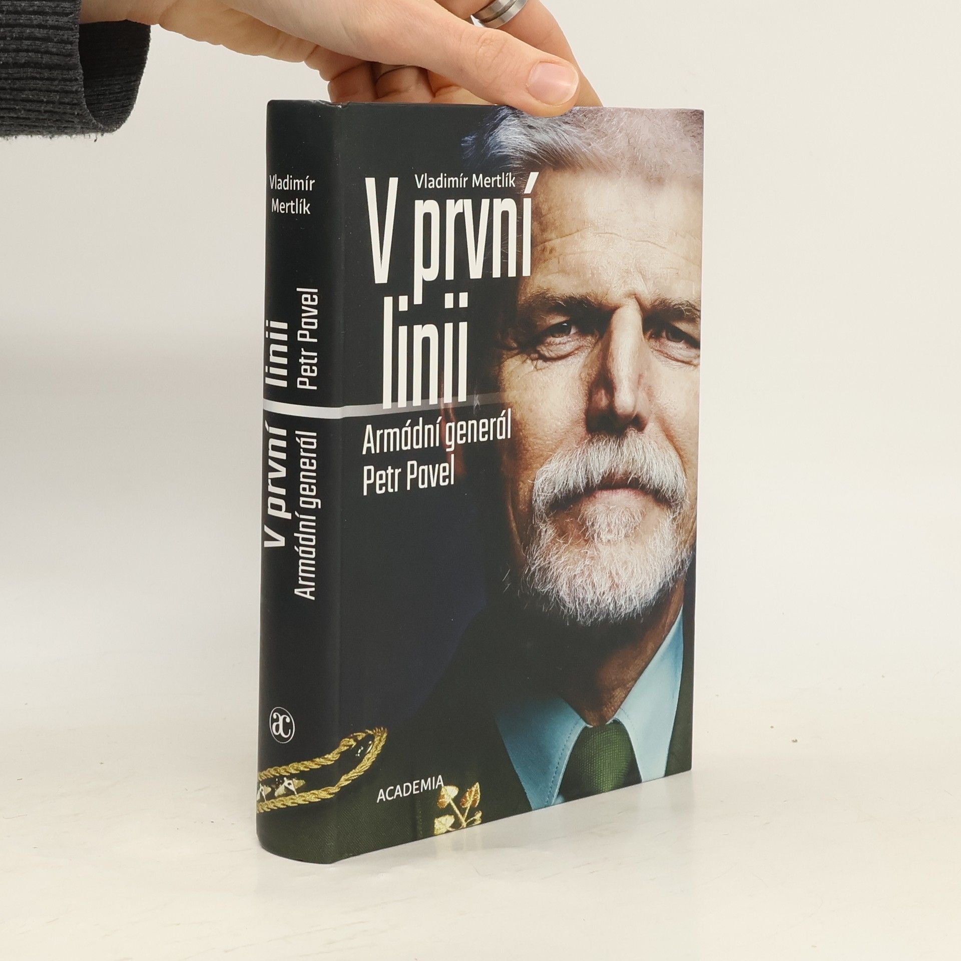 Vladimír Mertlík V první linii: Armádní generál Petr Pavel