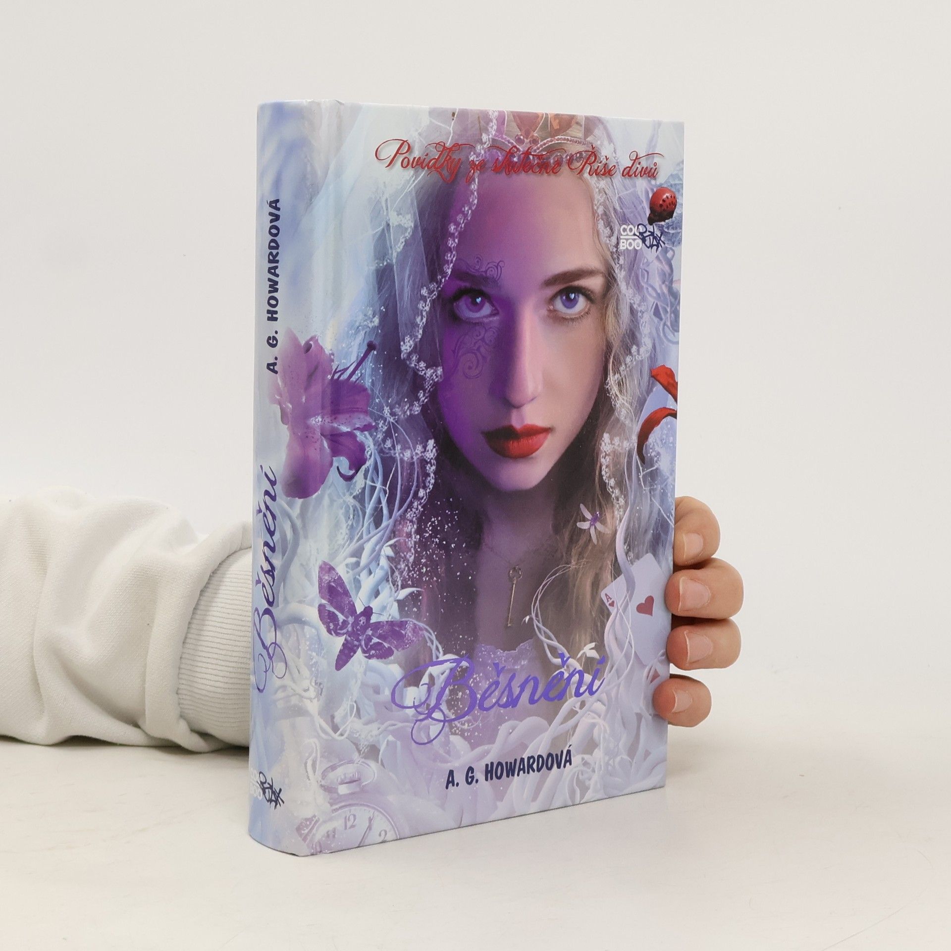 A. G. Howard Běsnění (4. díl série)