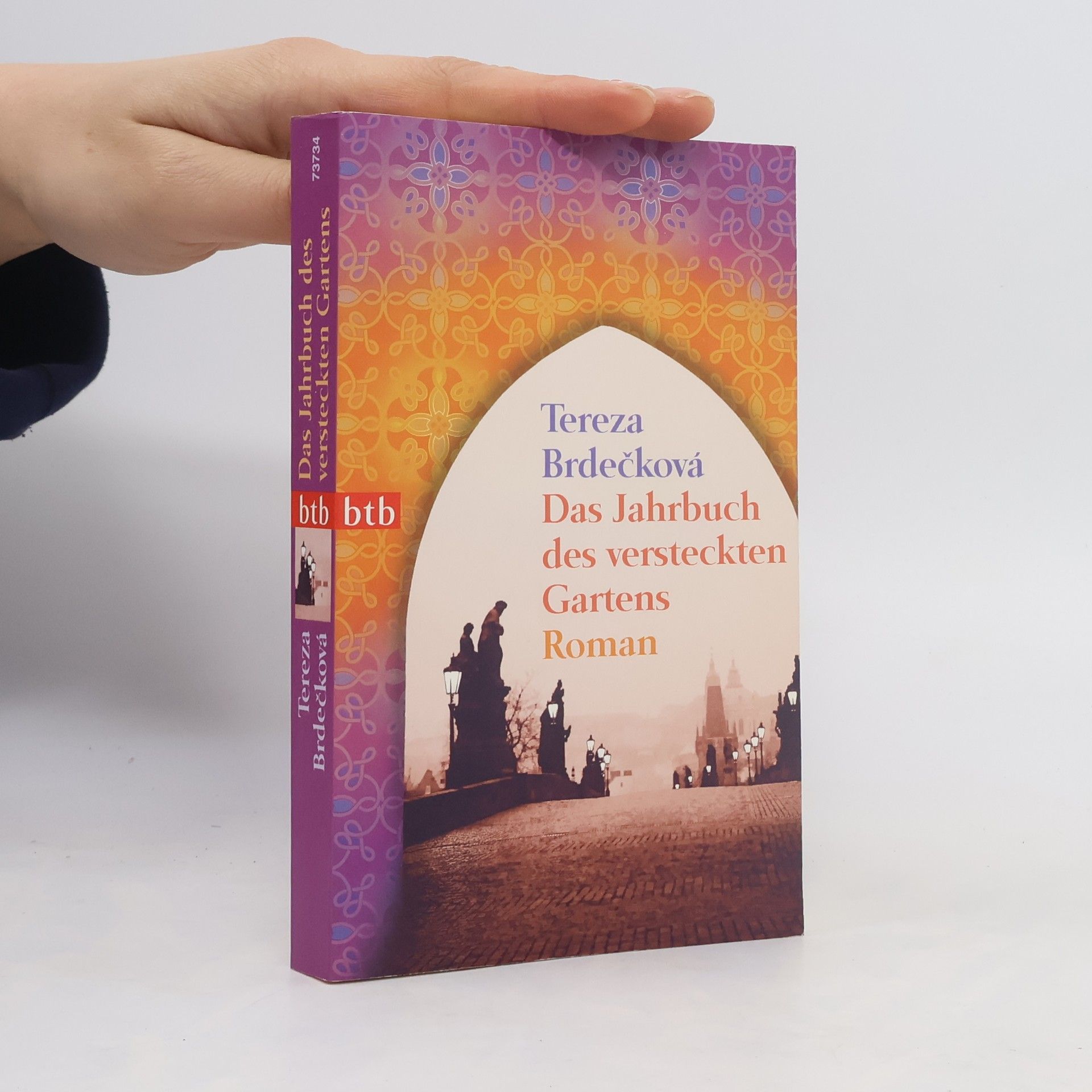 Tereza Brdečková Das Jahrbuch des versteckten Gartens