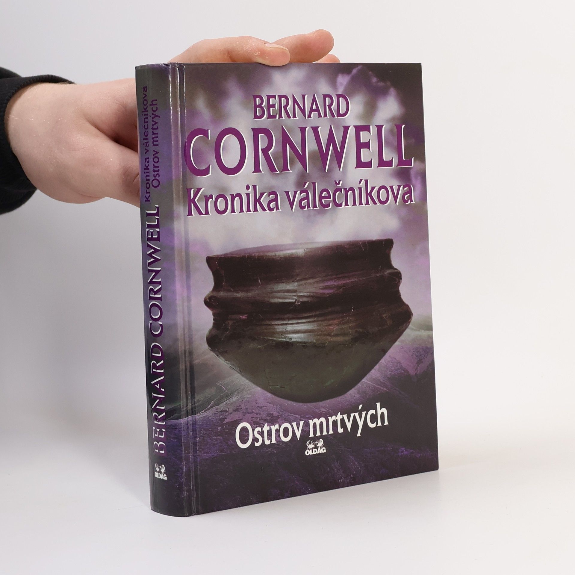 Bernard Cornwell Kronika válečníkova. Ostrov mrtvých. Díl II.