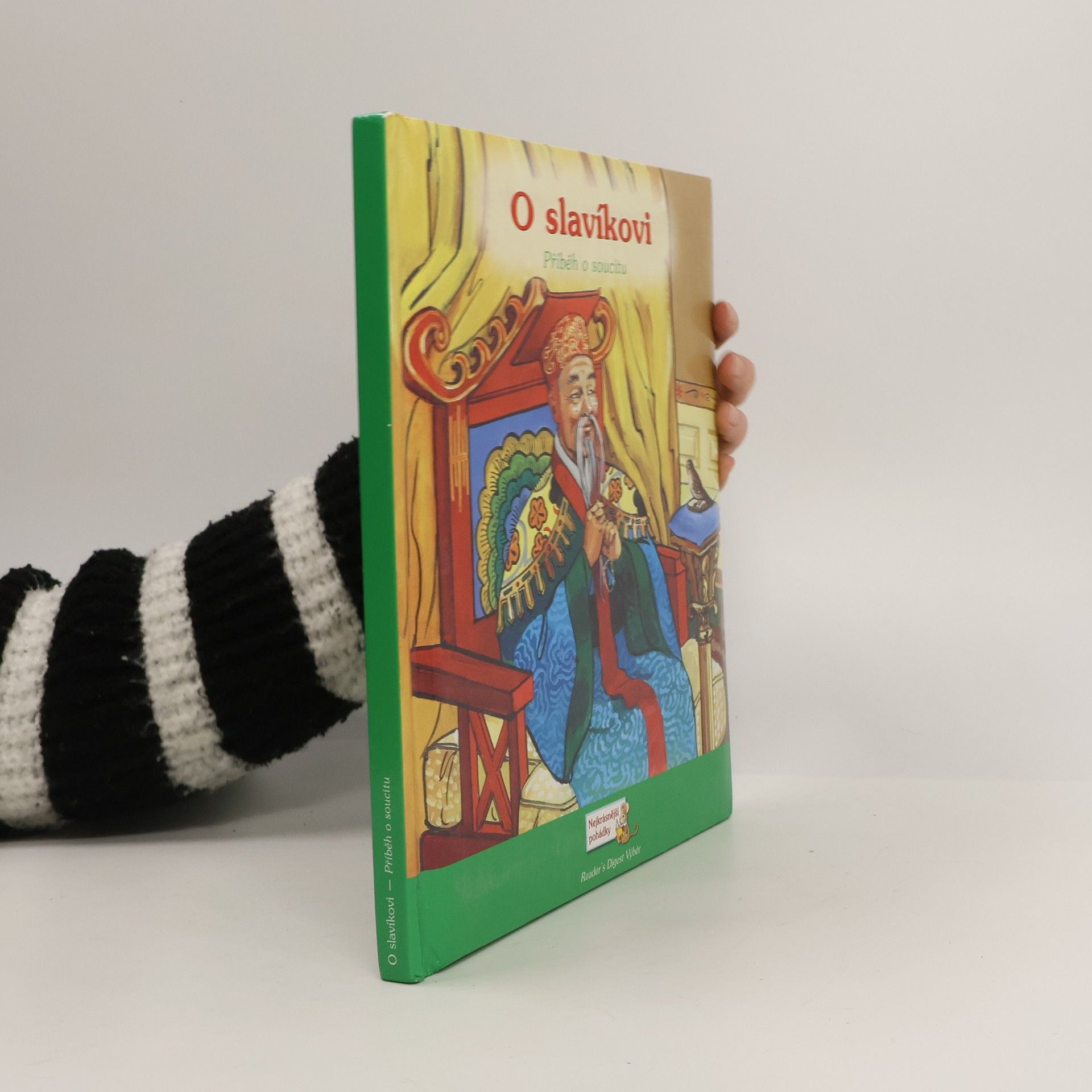 Sarah Albee O slavíkovi: Příběh o soucitu