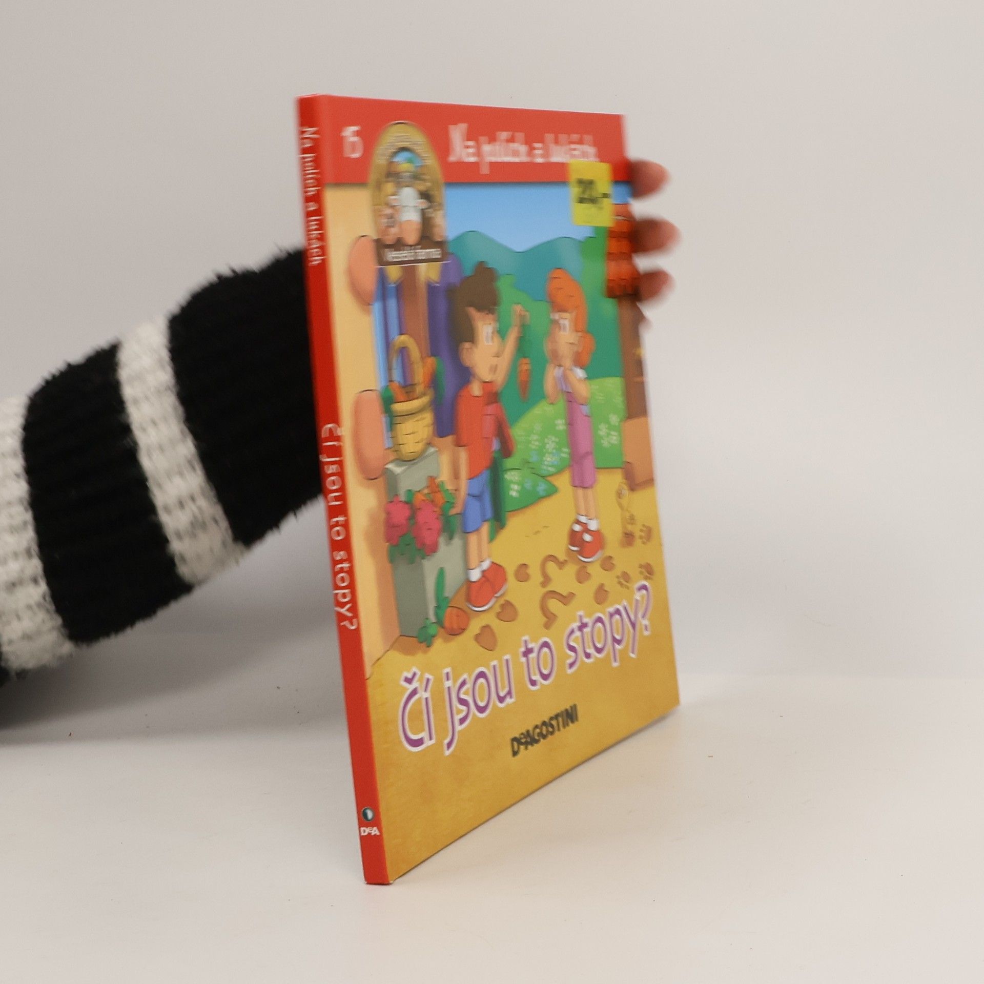 Kolektiv autorů Na polích a lukách 15. Čí jsou to stopy?