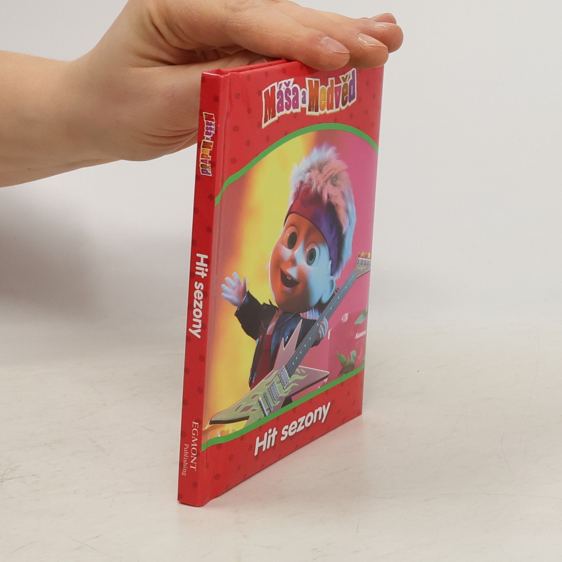 Oleg Kuzovkov Máša a medvěd. Hit sezony