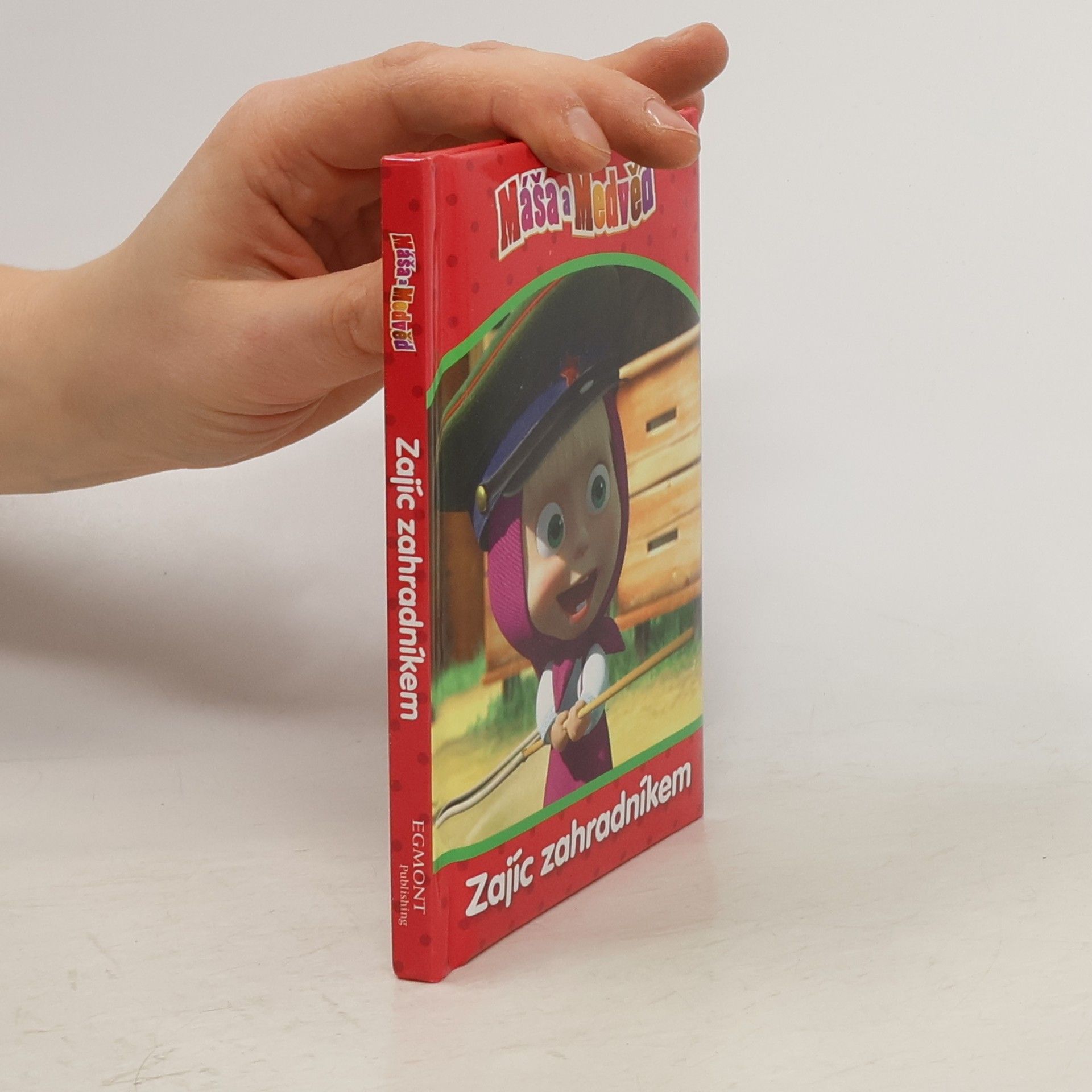 Oleg Kuzovkov Máša a medvěd. Zajíc zahradníkem