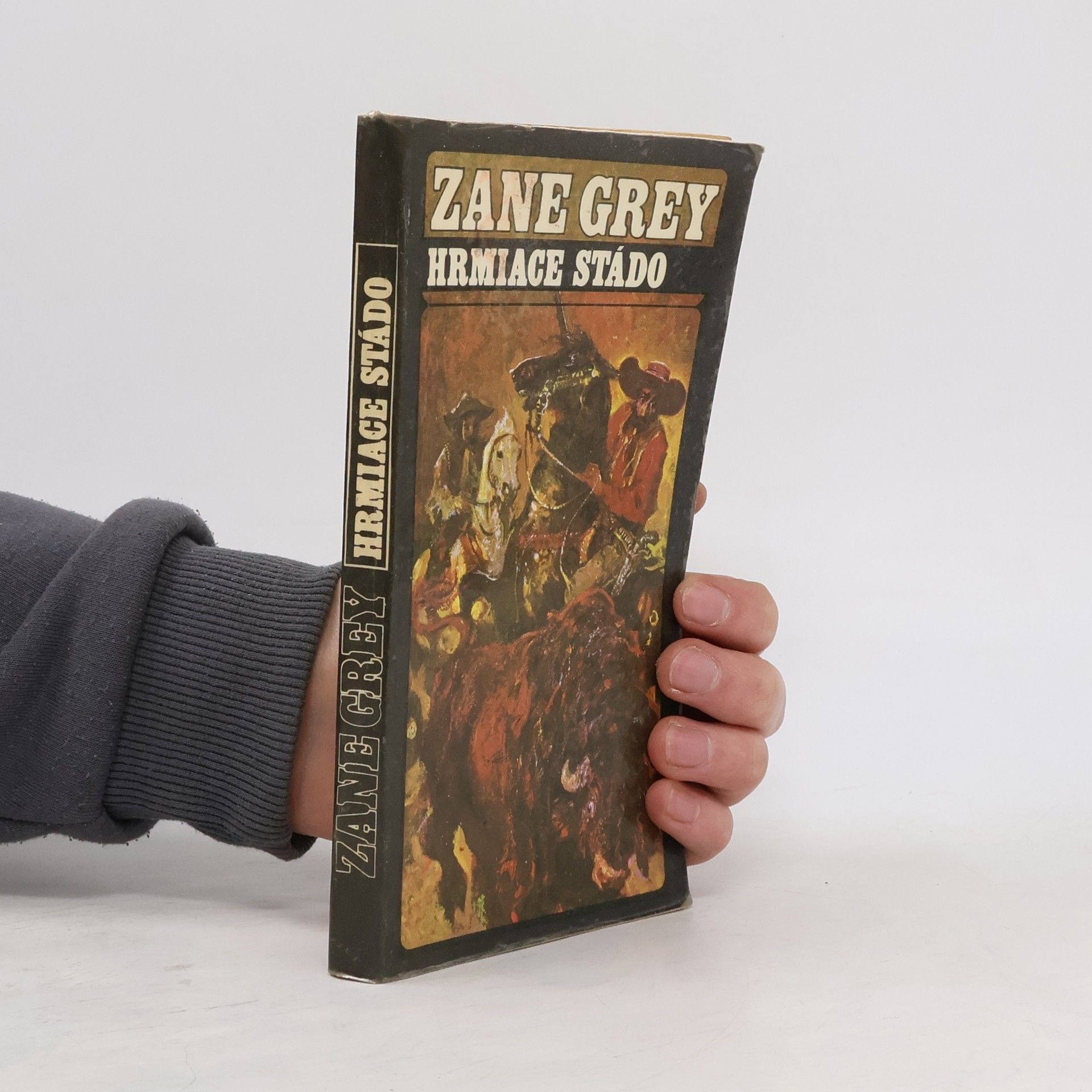 Zane Grey Hrmiace stádo