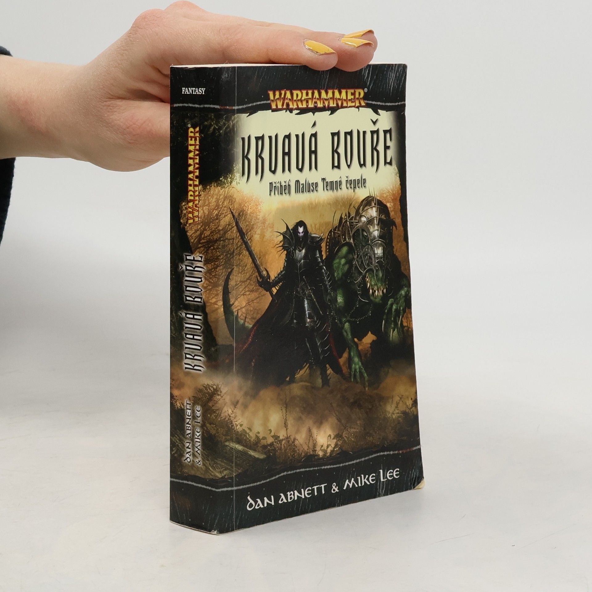 Dan Abnett Krvavá bouře: Příběh Maluse Temné čepele